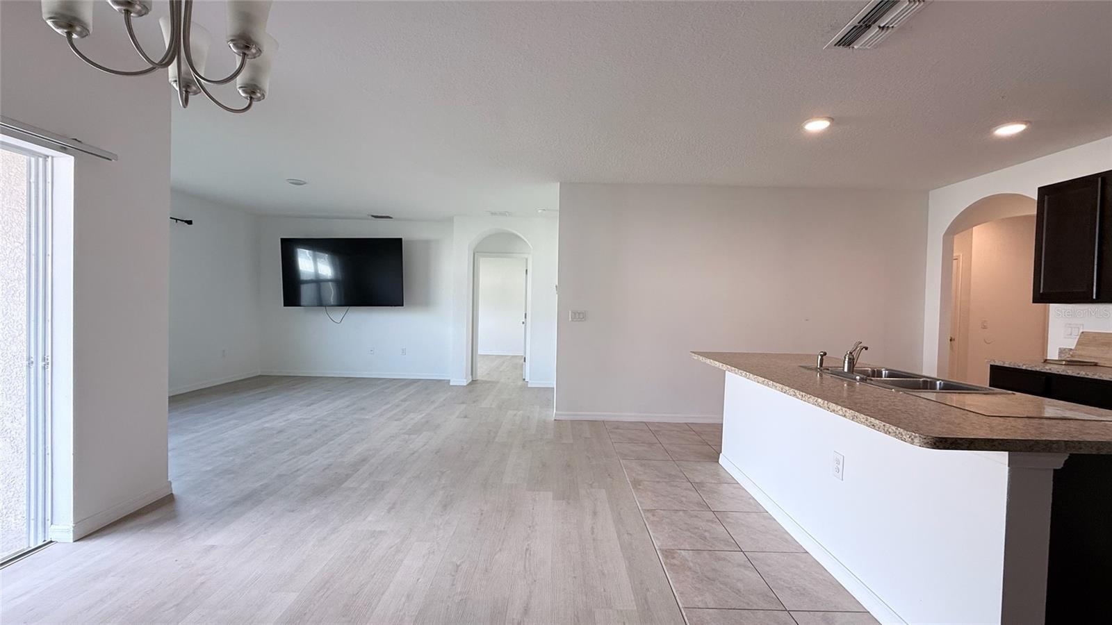 272 WILLOW BEND DR, DAVENPORT, FL, 33897