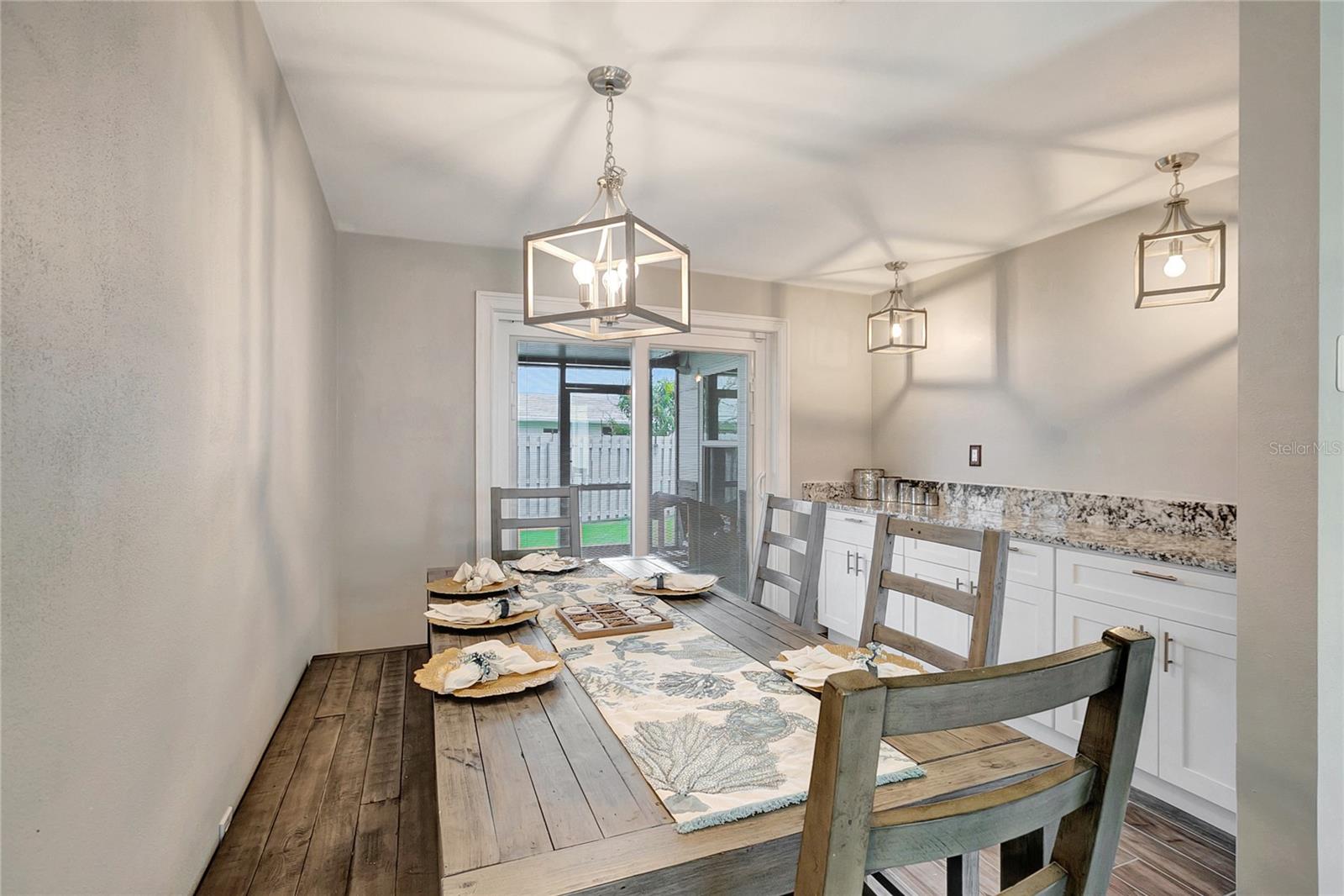 242 176TH AVE E, REDINGTON SHORES, FL, 33708