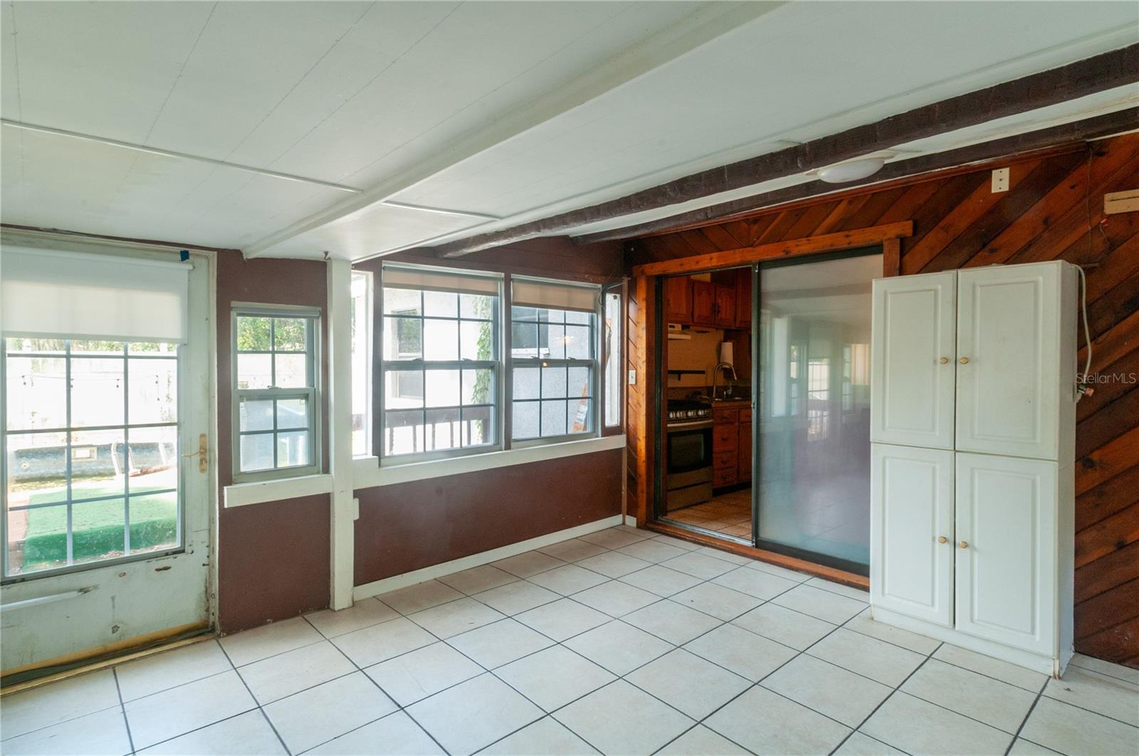 9609 N ELMER ST, TAMPA, FL, 33612