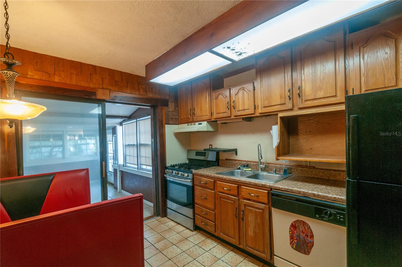 9609 N ELMER ST, TAMPA, FL, 33612