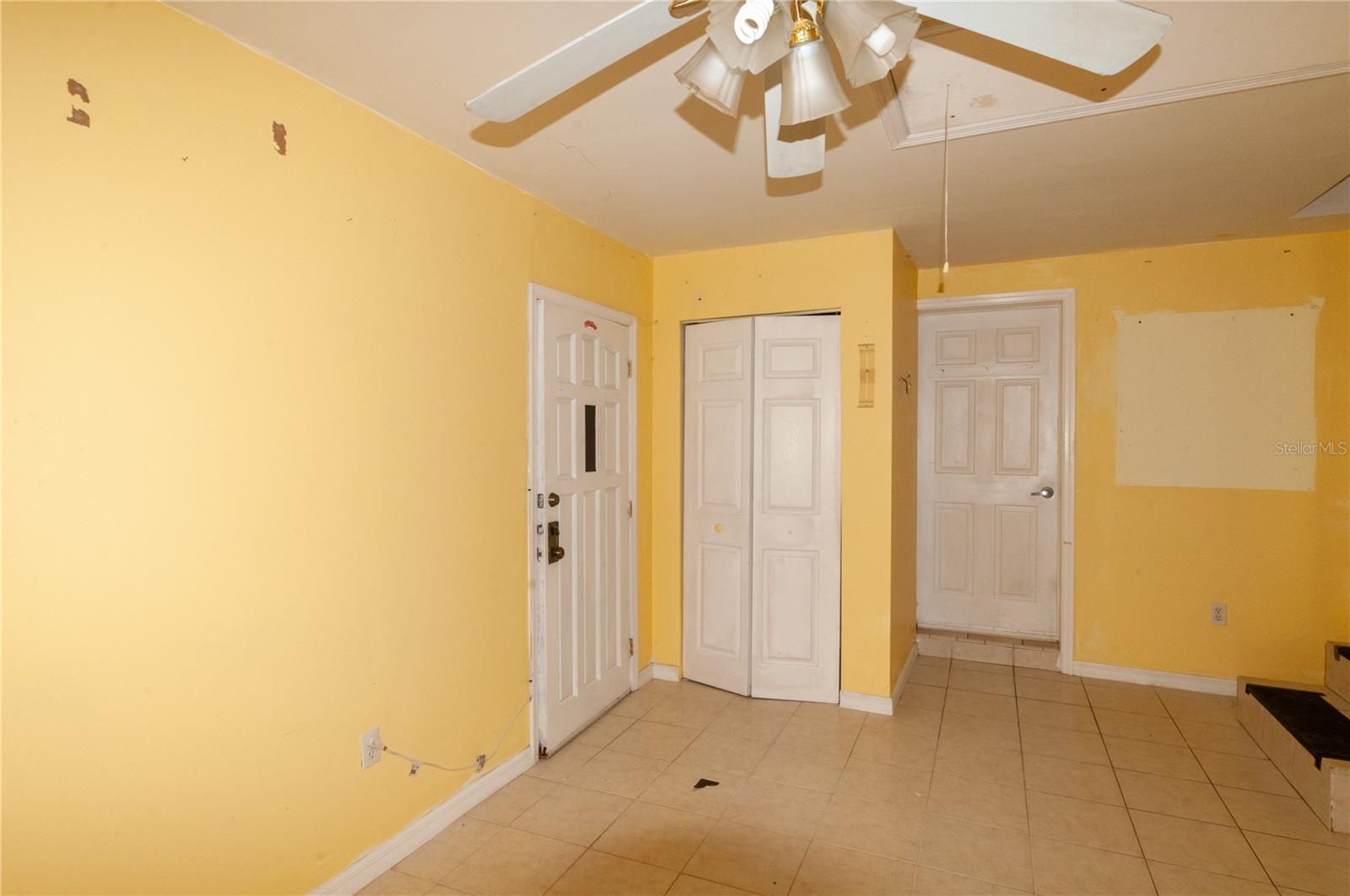 9609 N ELMER ST, TAMPA, FL, 33612