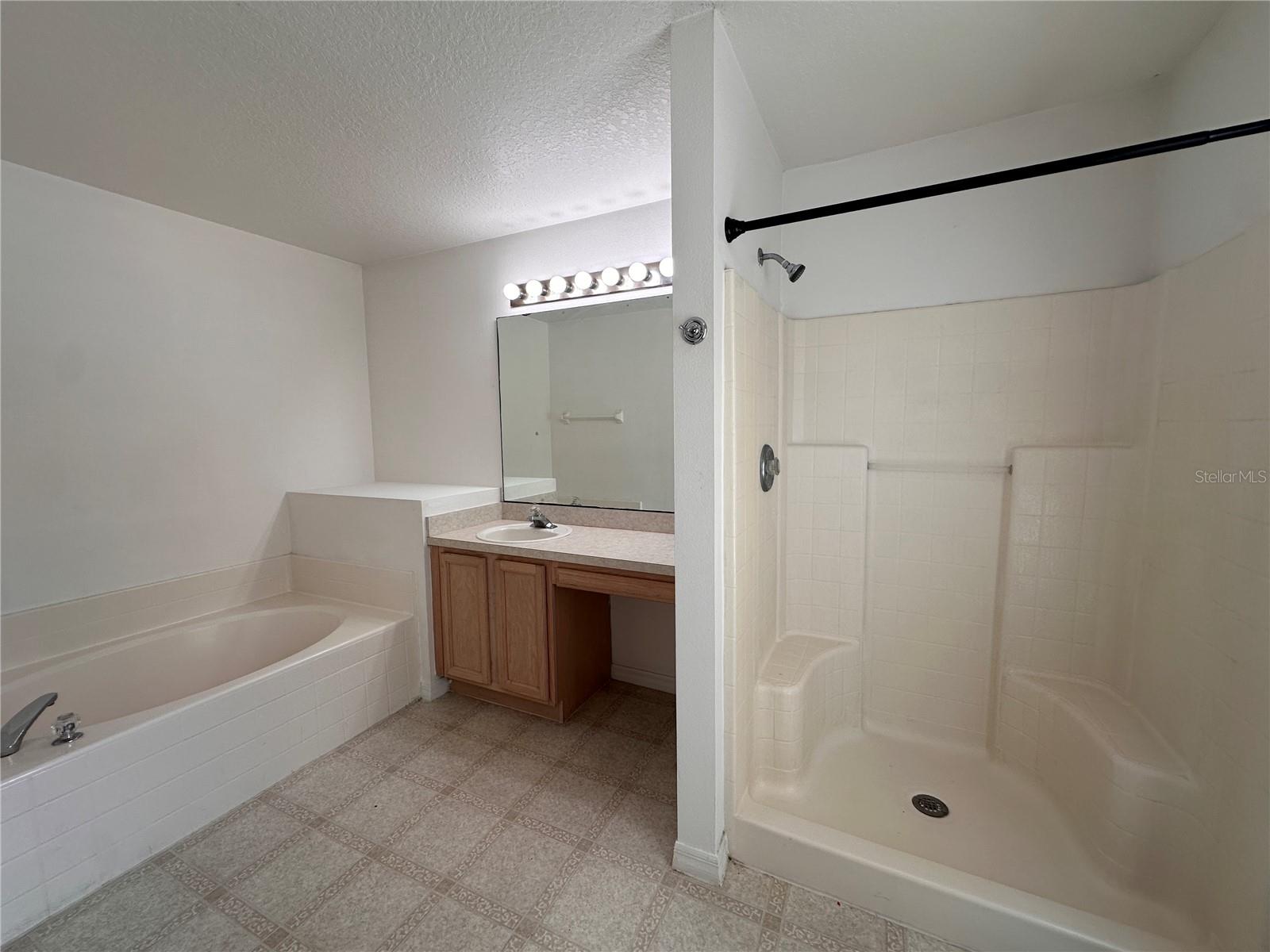 33 RYBARK LN, PALM COAST, FL, 32164
