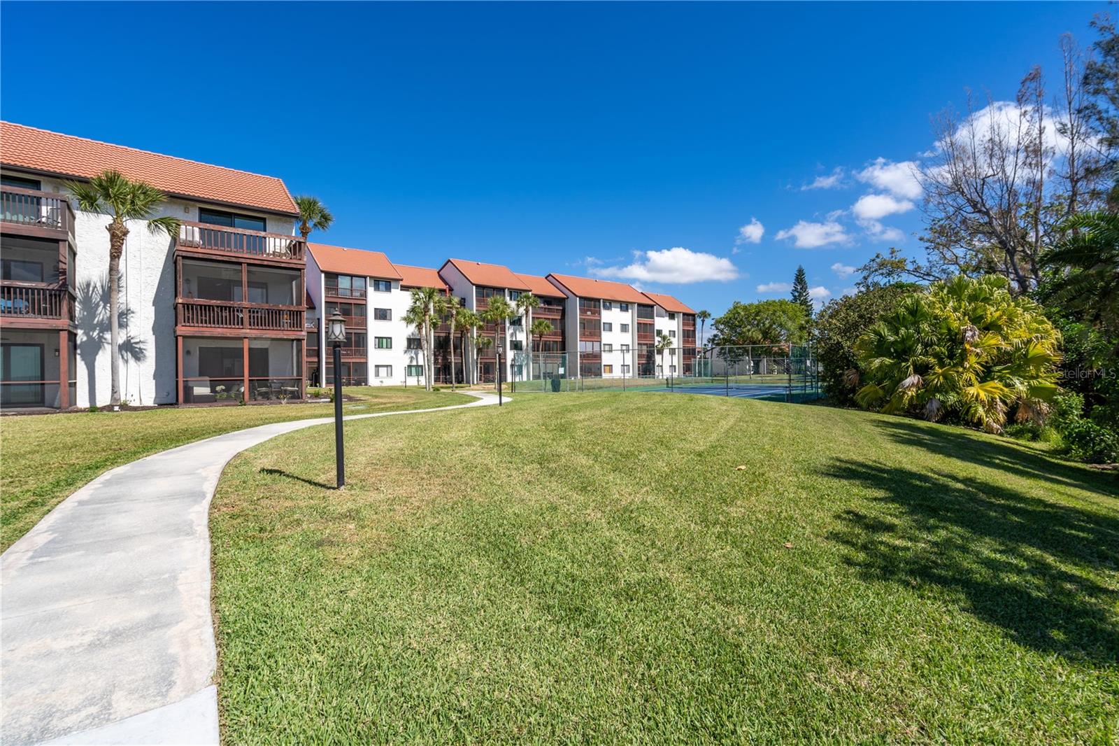 1624 STICKNEY POINT RD #1624-208, SARASOTA, FL, 34231