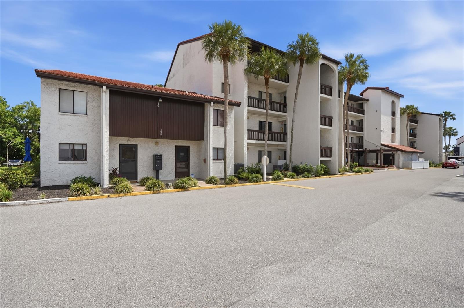 1624 STICKNEY POINT RD #1624-208, SARASOTA, FL, 34231