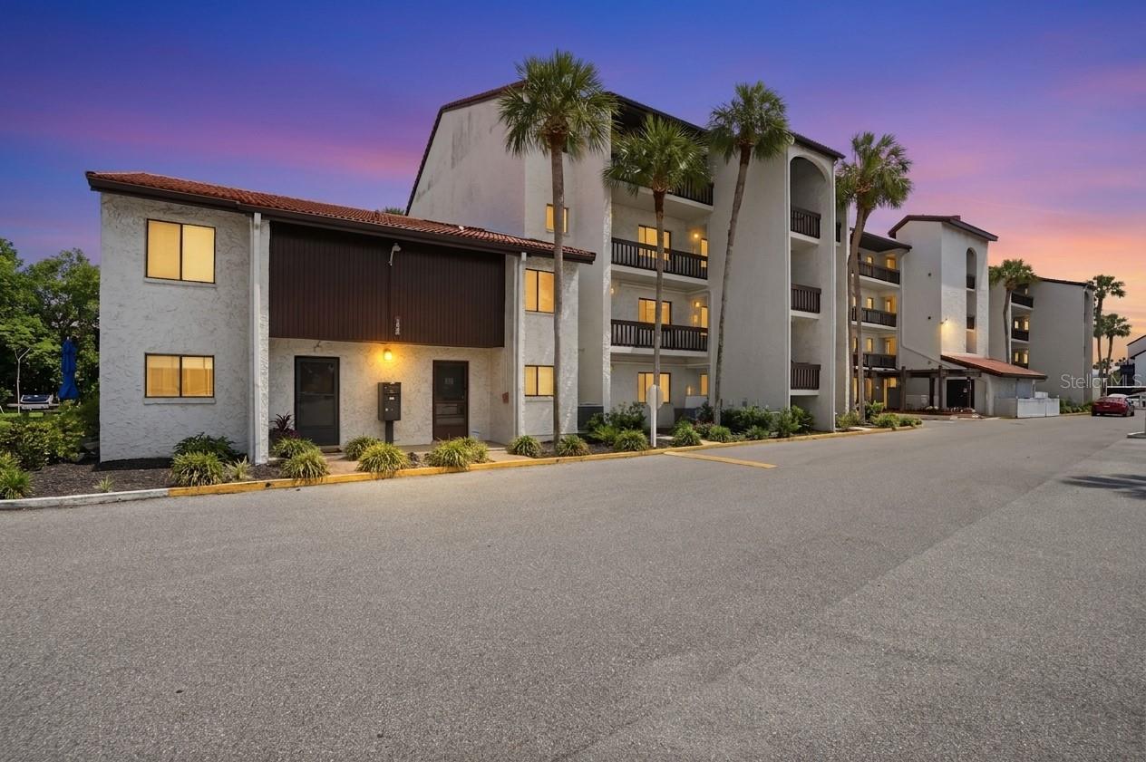 1624 STICKNEY POINT RD #1624-208, SARASOTA, FL, 34231