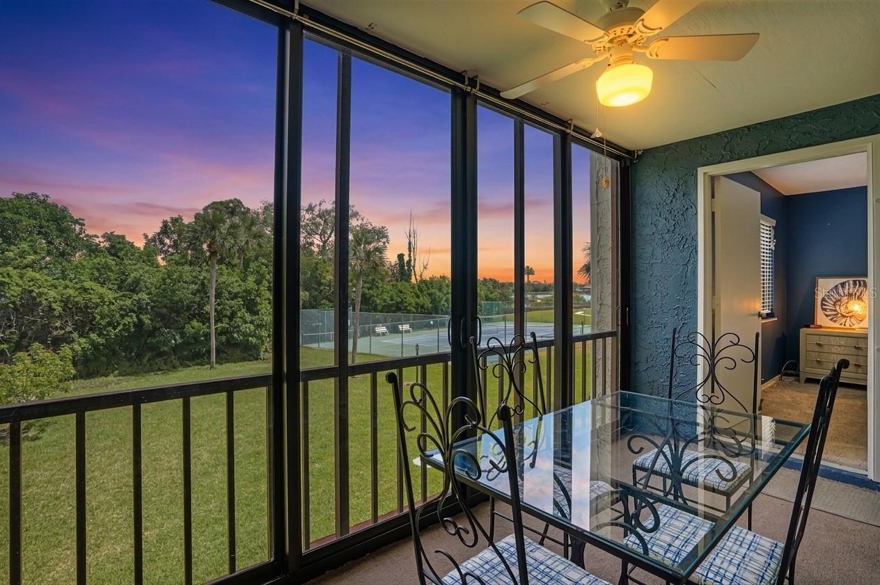 1624 STICKNEY POINT RD #1624-208, SARASOTA, FL, 34231