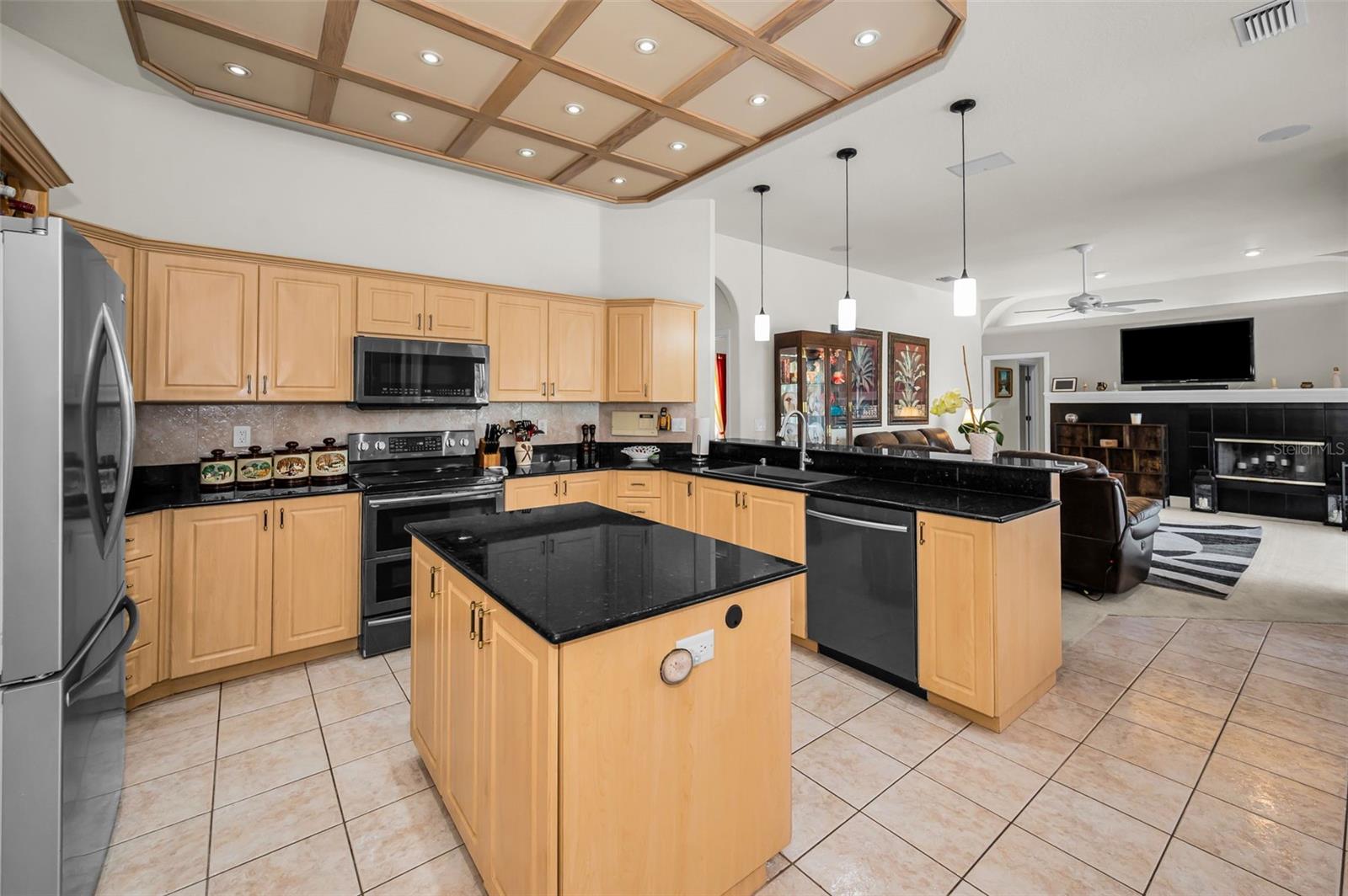 1802 OAK RIDGE RD, SAFETY HARBOR, FL, 34695