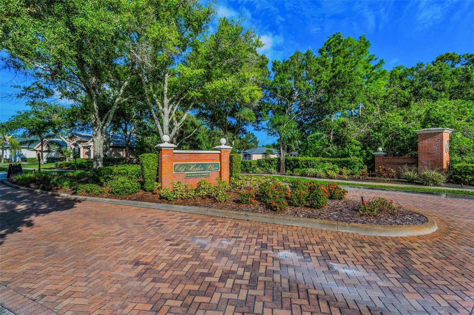 1802 OAK RIDGE RD, SAFETY HARBOR, FL, 34695