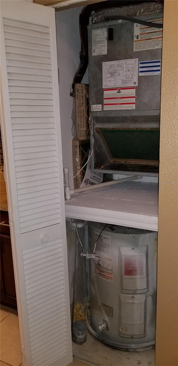 5542 METROWEST BLVD #106, ORLANDO, FL, 32811