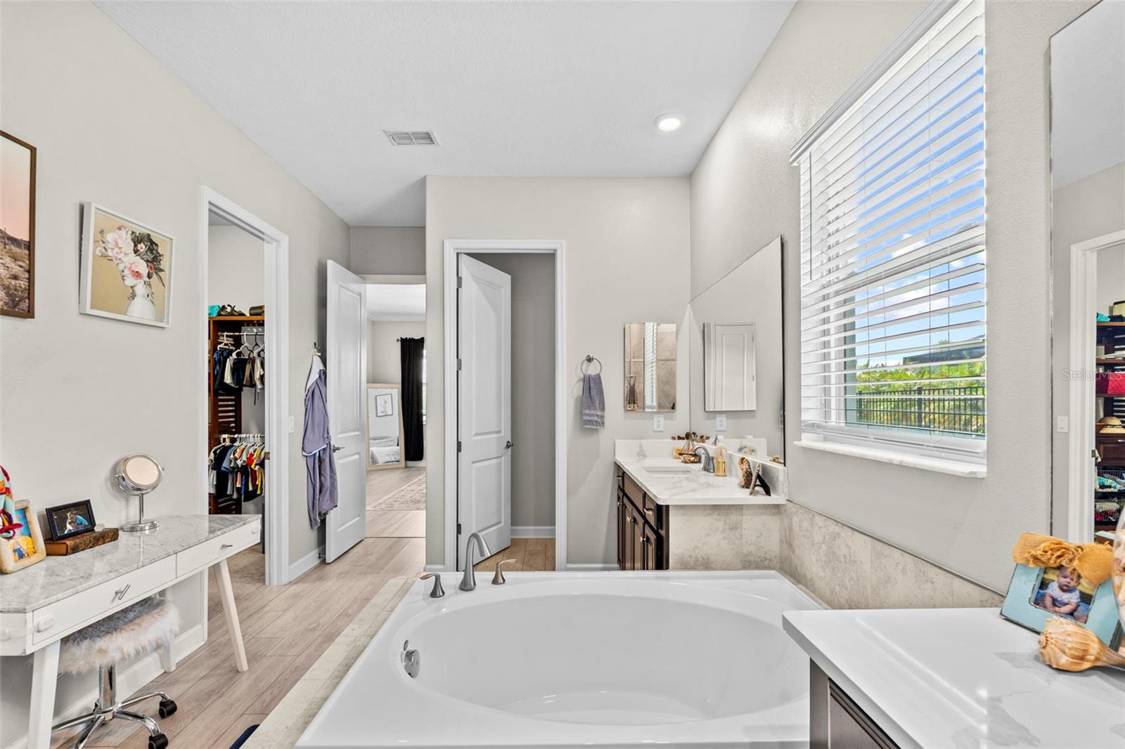 9817 SAGE CREEK DR, SUN CITY CENTER, FL, 33573