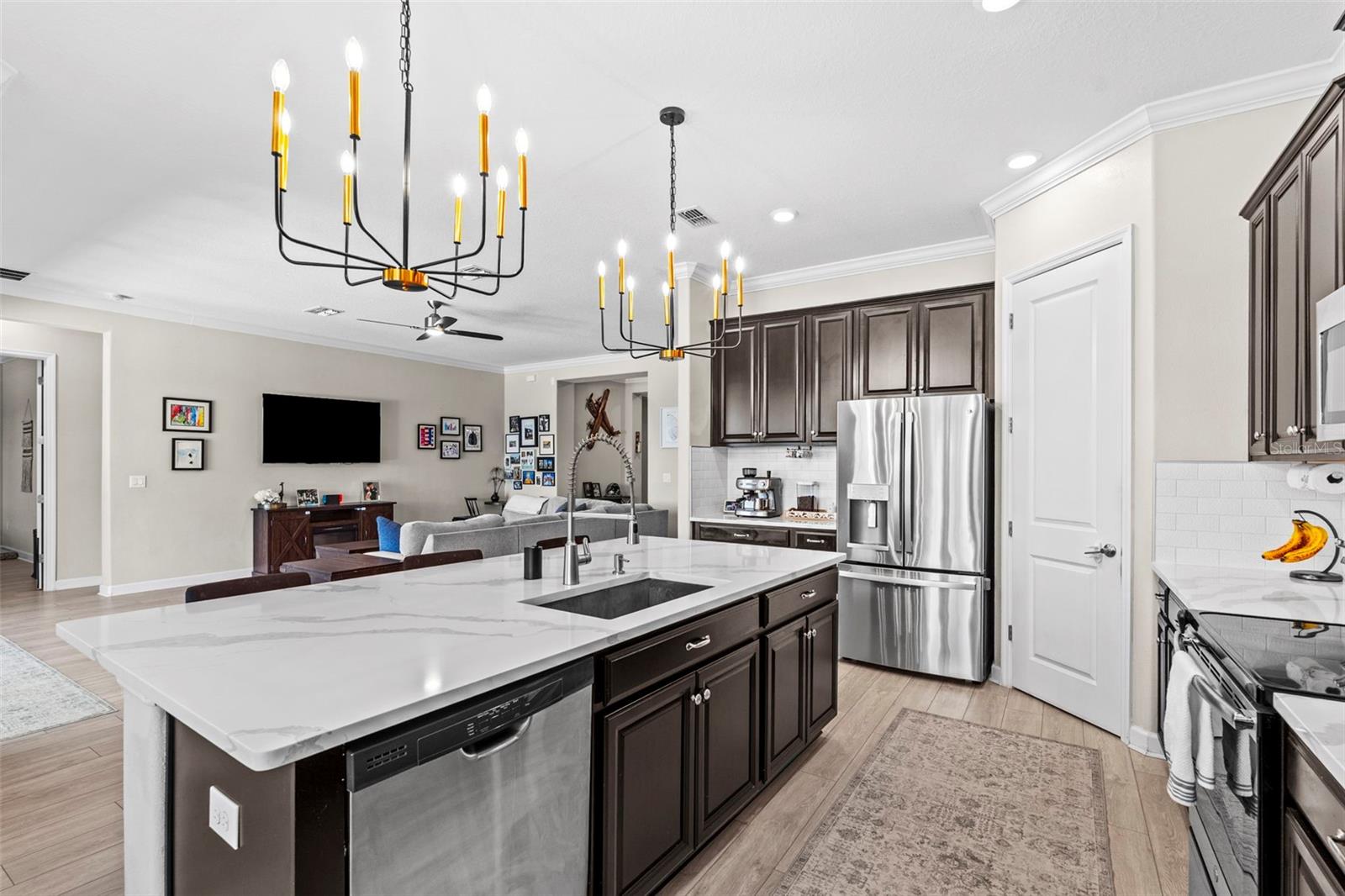 9817 SAGE CREEK DR, SUN CITY CENTER, FL, 33573