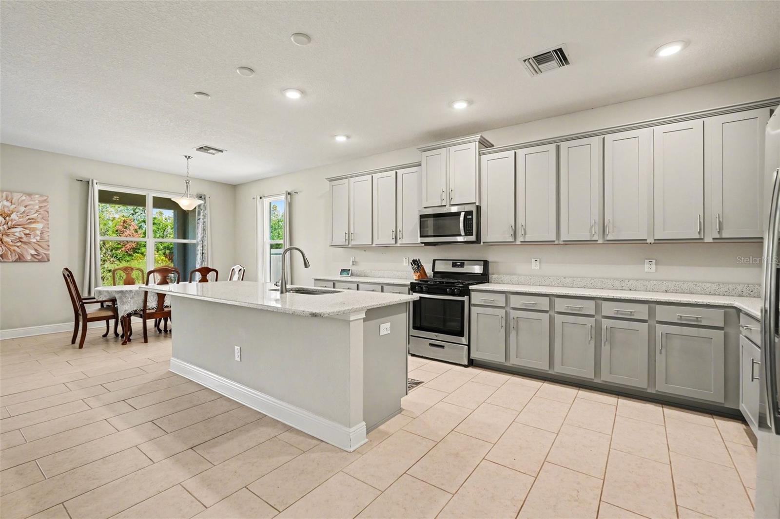 8044 SEQUESTER LOOP, LAND O LAKES, FL, 34637