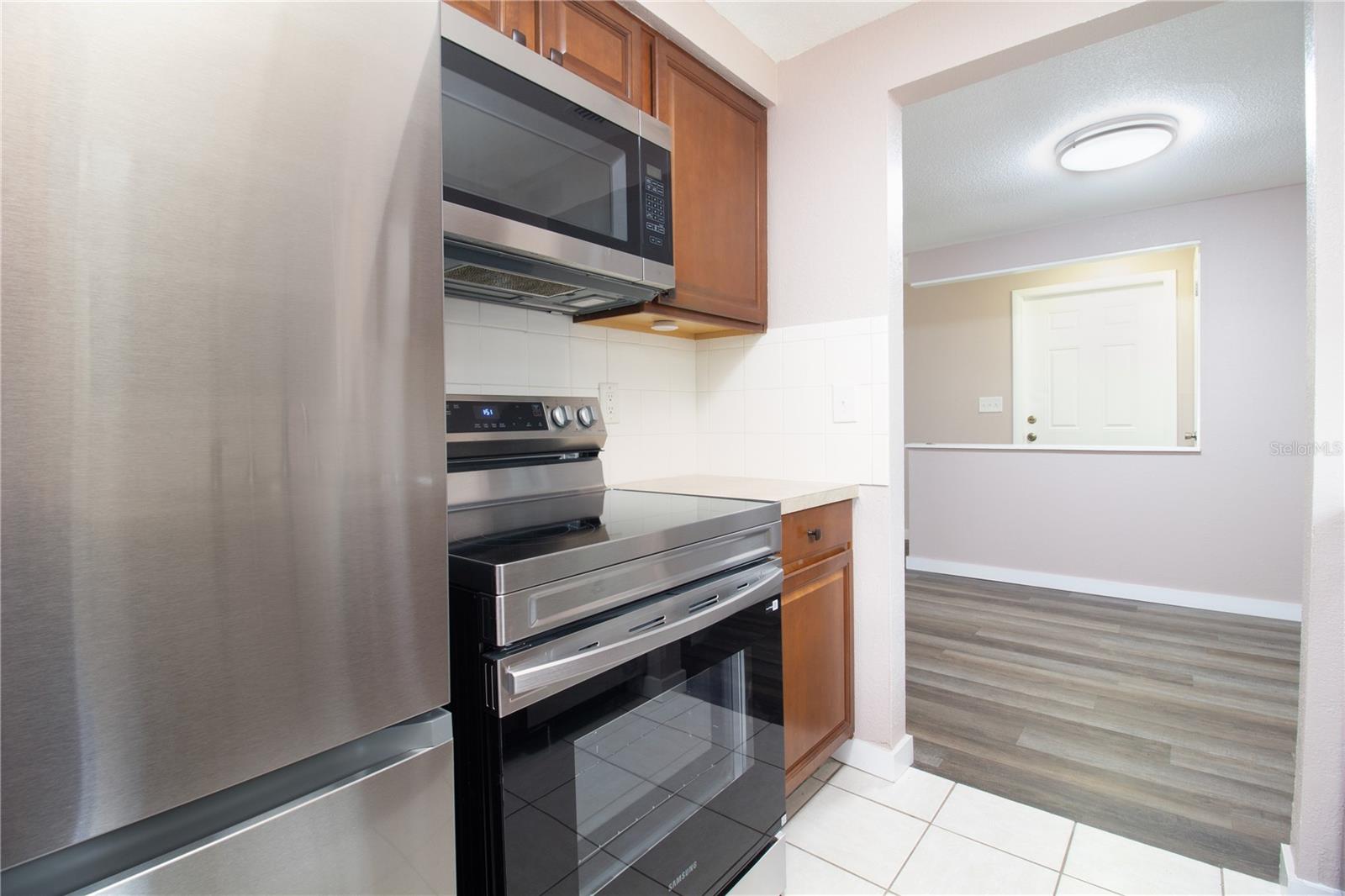 6421 81ST AVE N, PINELLAS PARK, FL, 33781