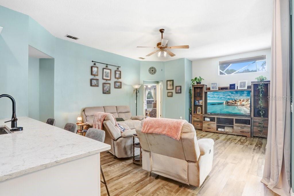 5326 TWIN CREEKS DR, VALRICO, FL, 33596