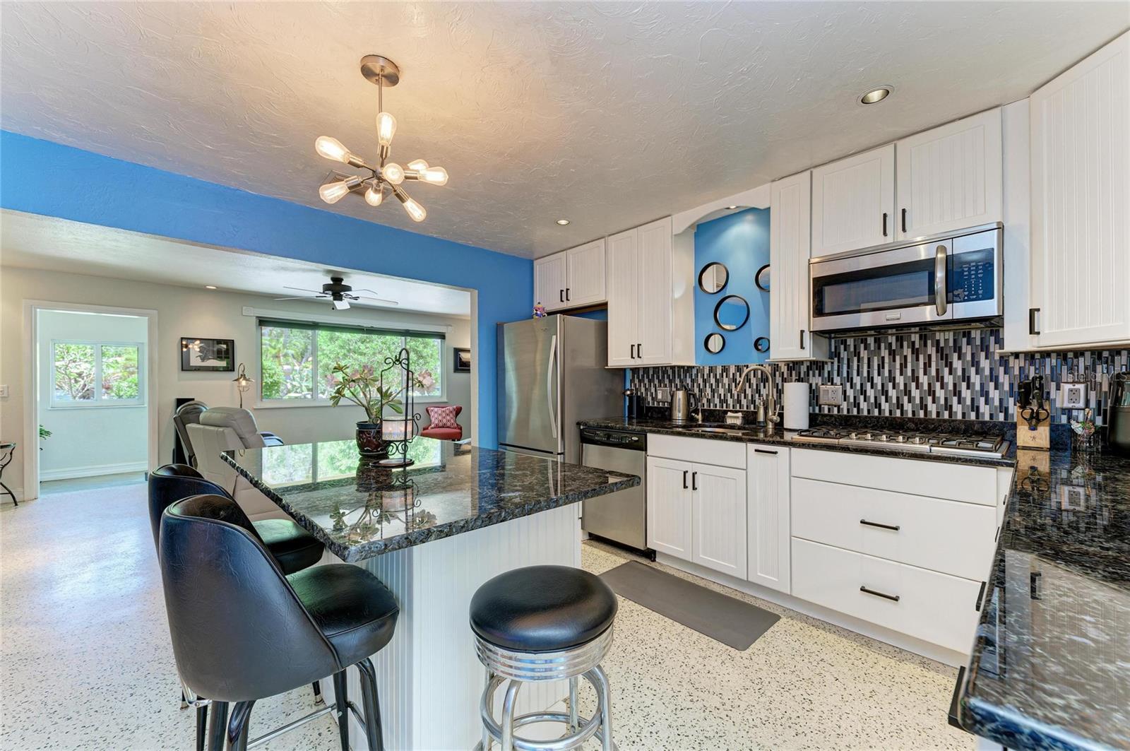 2616 WOOD ST, SARASOTA, FL, 34237