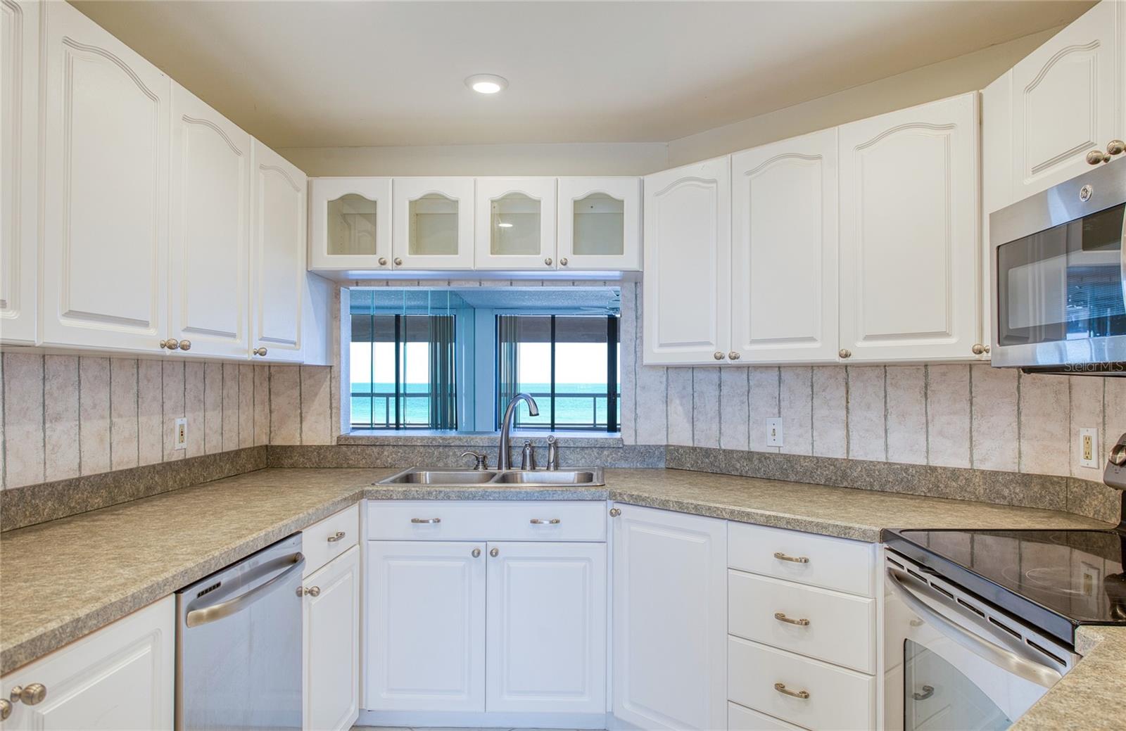 1310 GULF BLVD #4D, CLEARWATER BEACH, FL, 33767