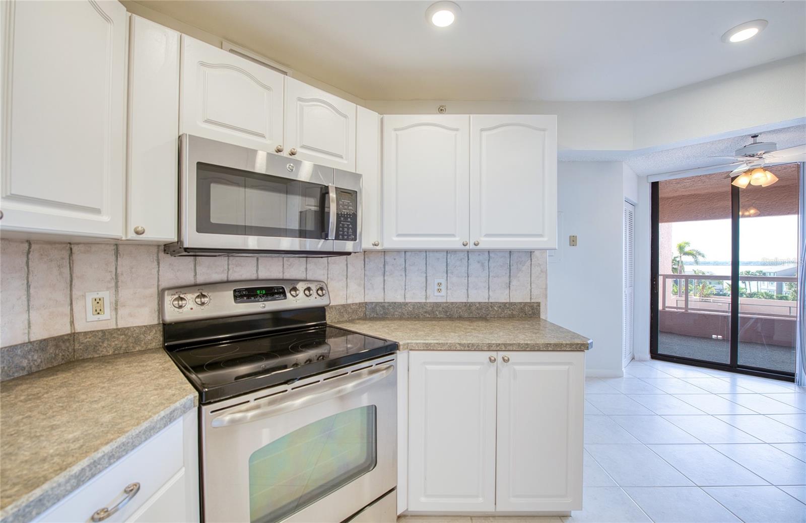 1310 GULF BLVD #4D, CLEARWATER BEACH, FL, 33767