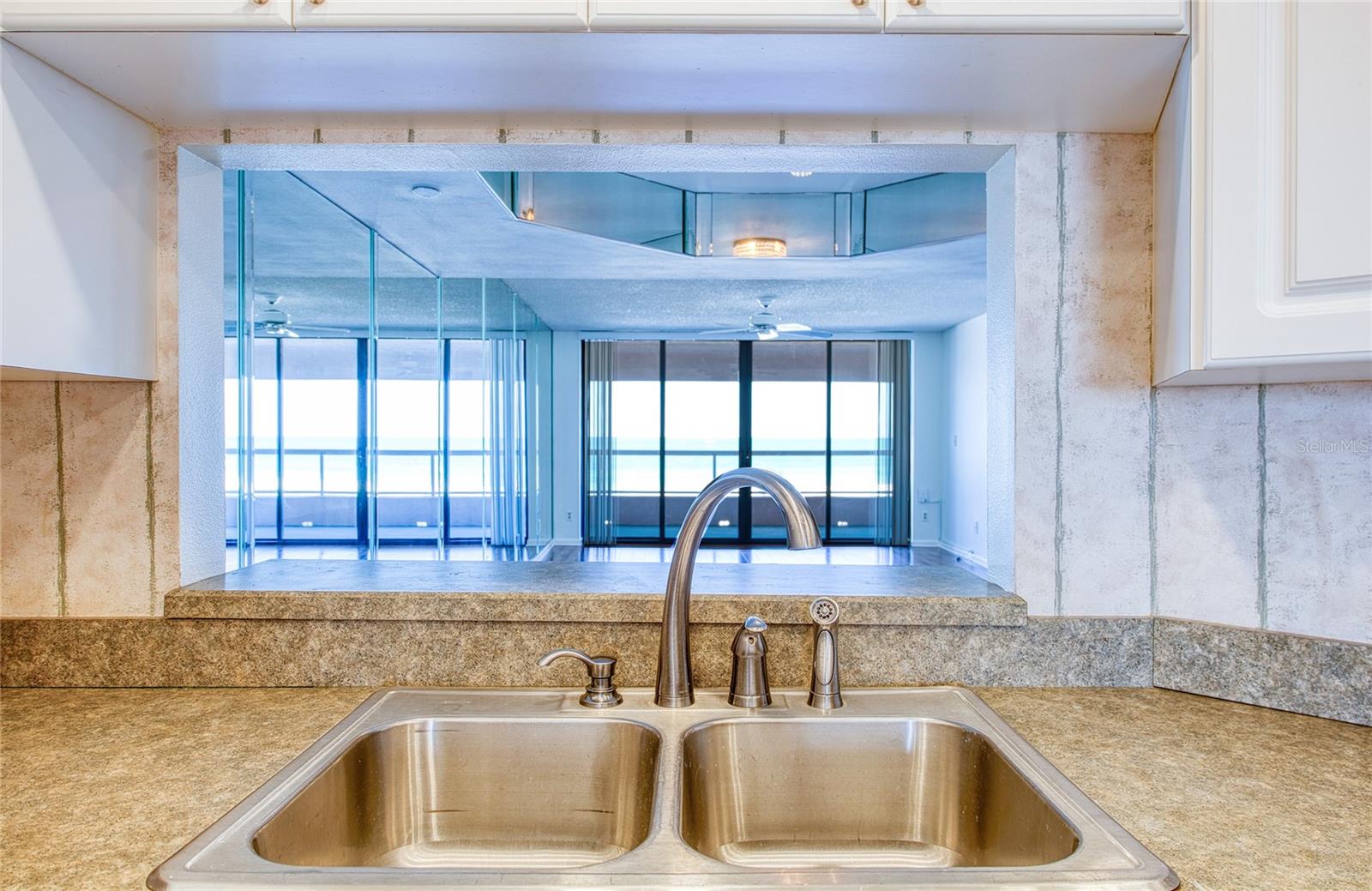 1310 GULF BLVD #4D, CLEARWATER BEACH, FL, 33767