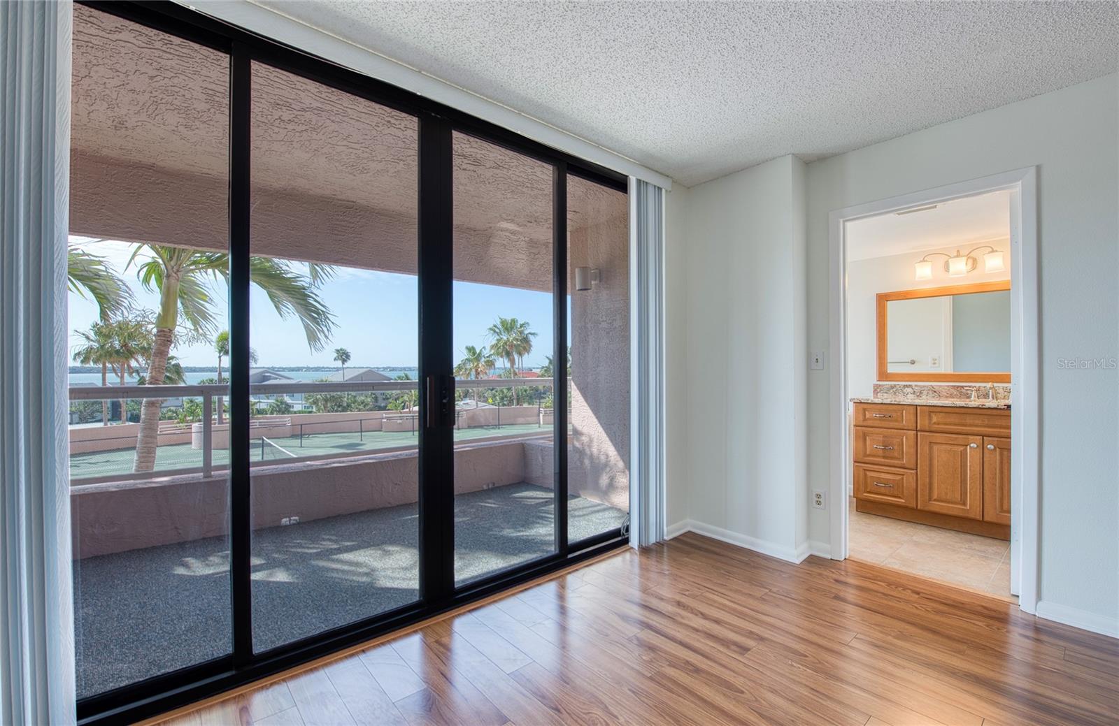 1310 GULF BLVD #4D, CLEARWATER BEACH, FL, 33767