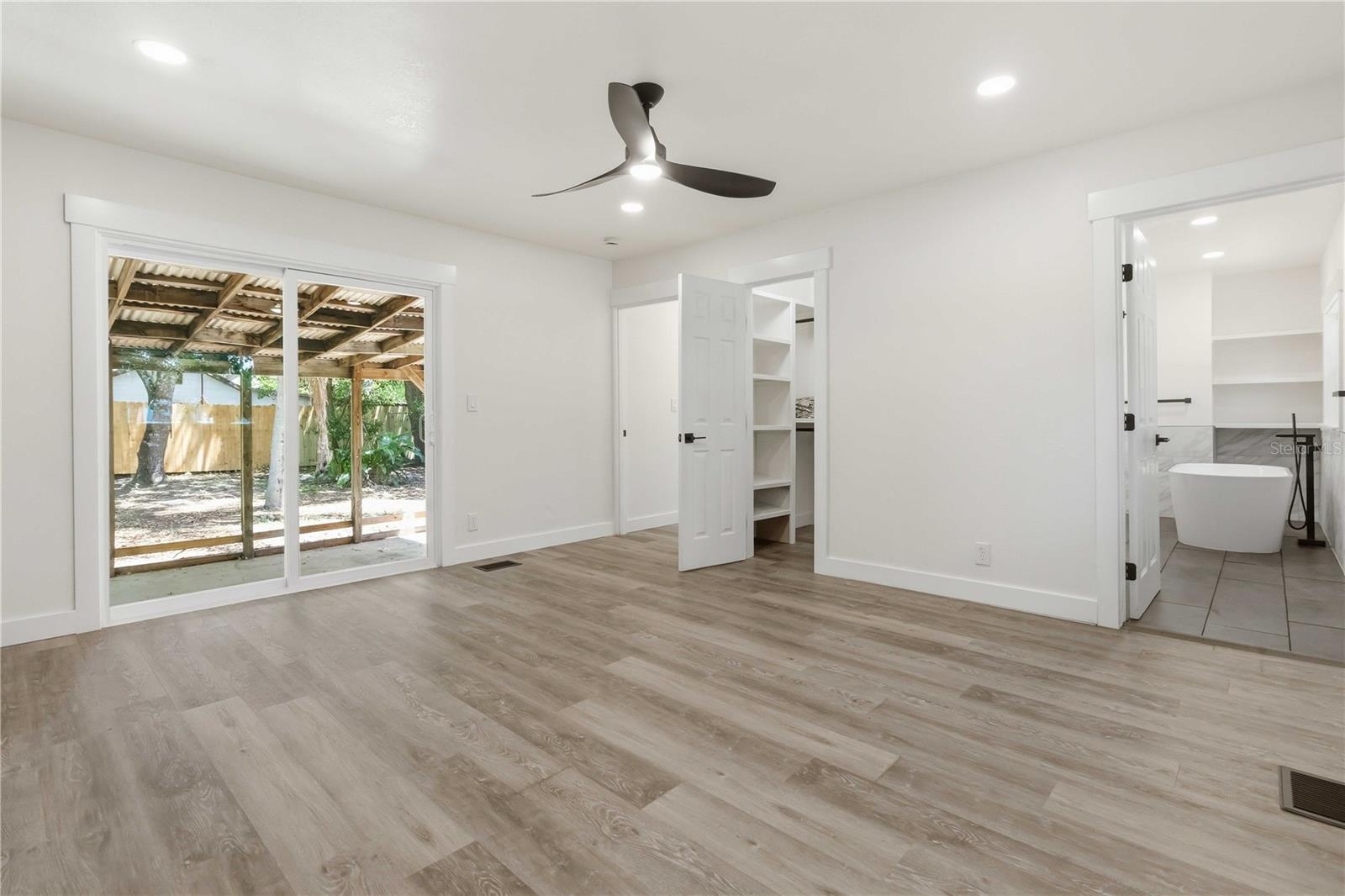 615 WEBER AVE, DAYTONA BEACH, FL, 32114