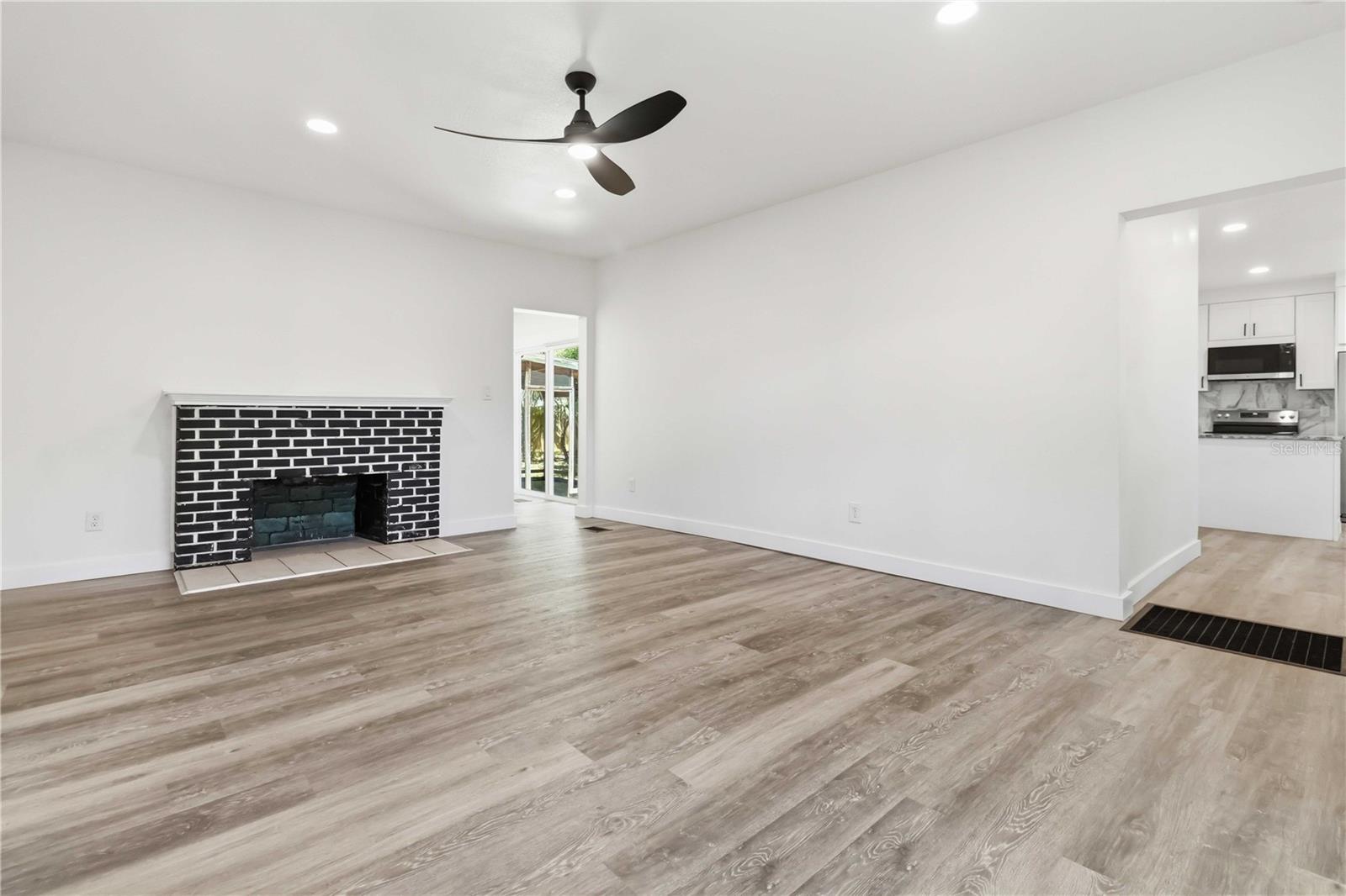 615 WEBER AVE, DAYTONA BEACH, FL, 32114