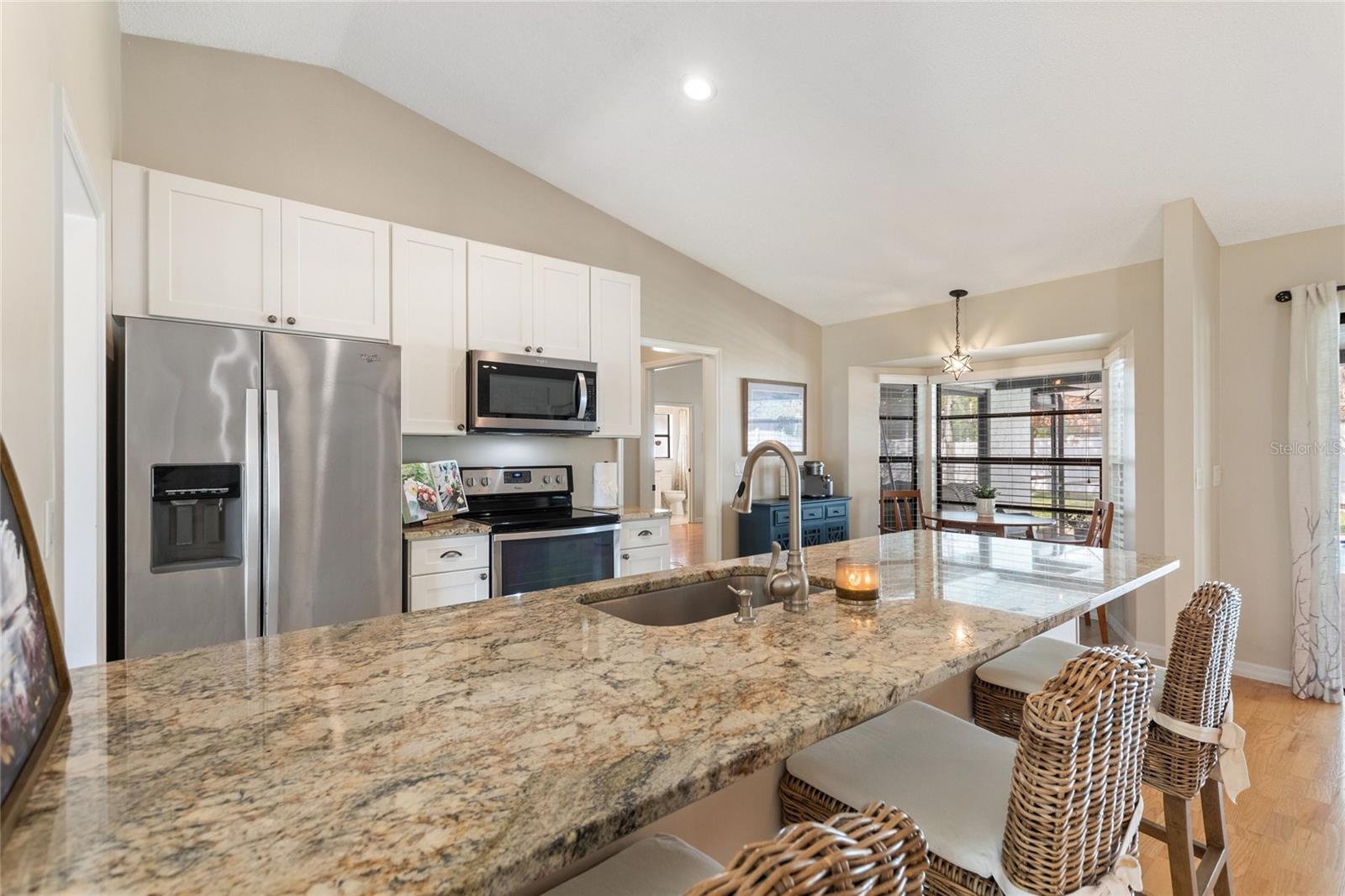 932 YELLOW ROSE DR, ORLANDO, FL, 32818