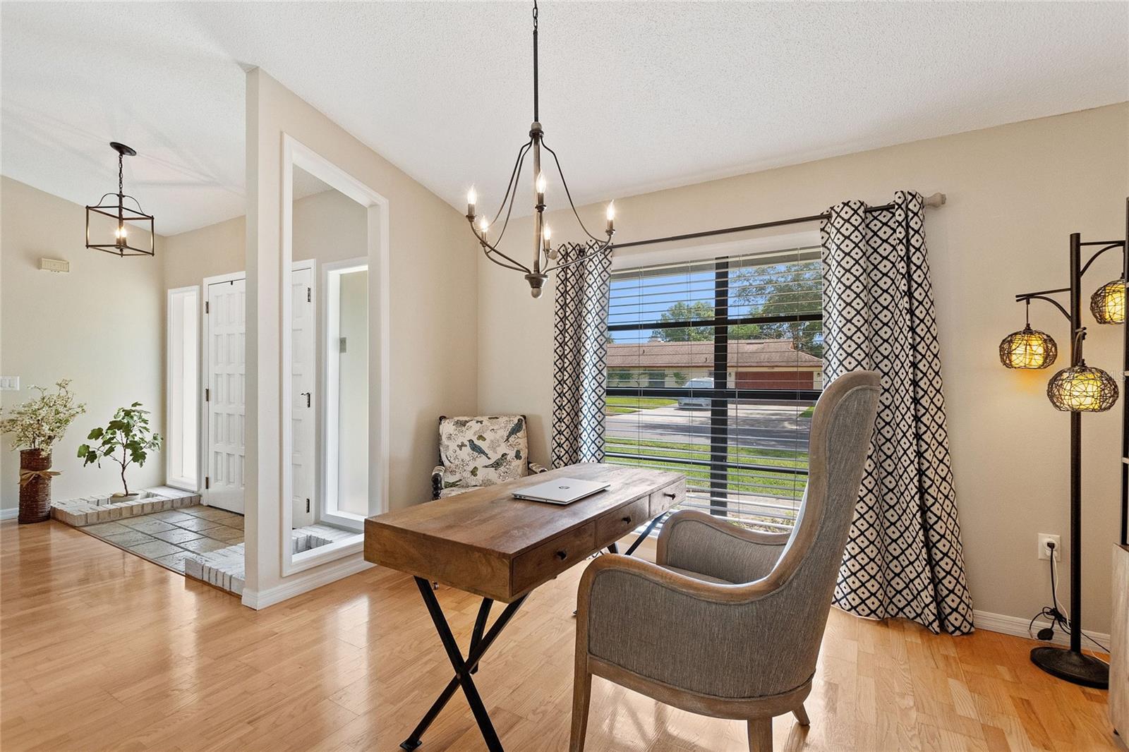 932 YELLOW ROSE DR, ORLANDO, FL, 32818
