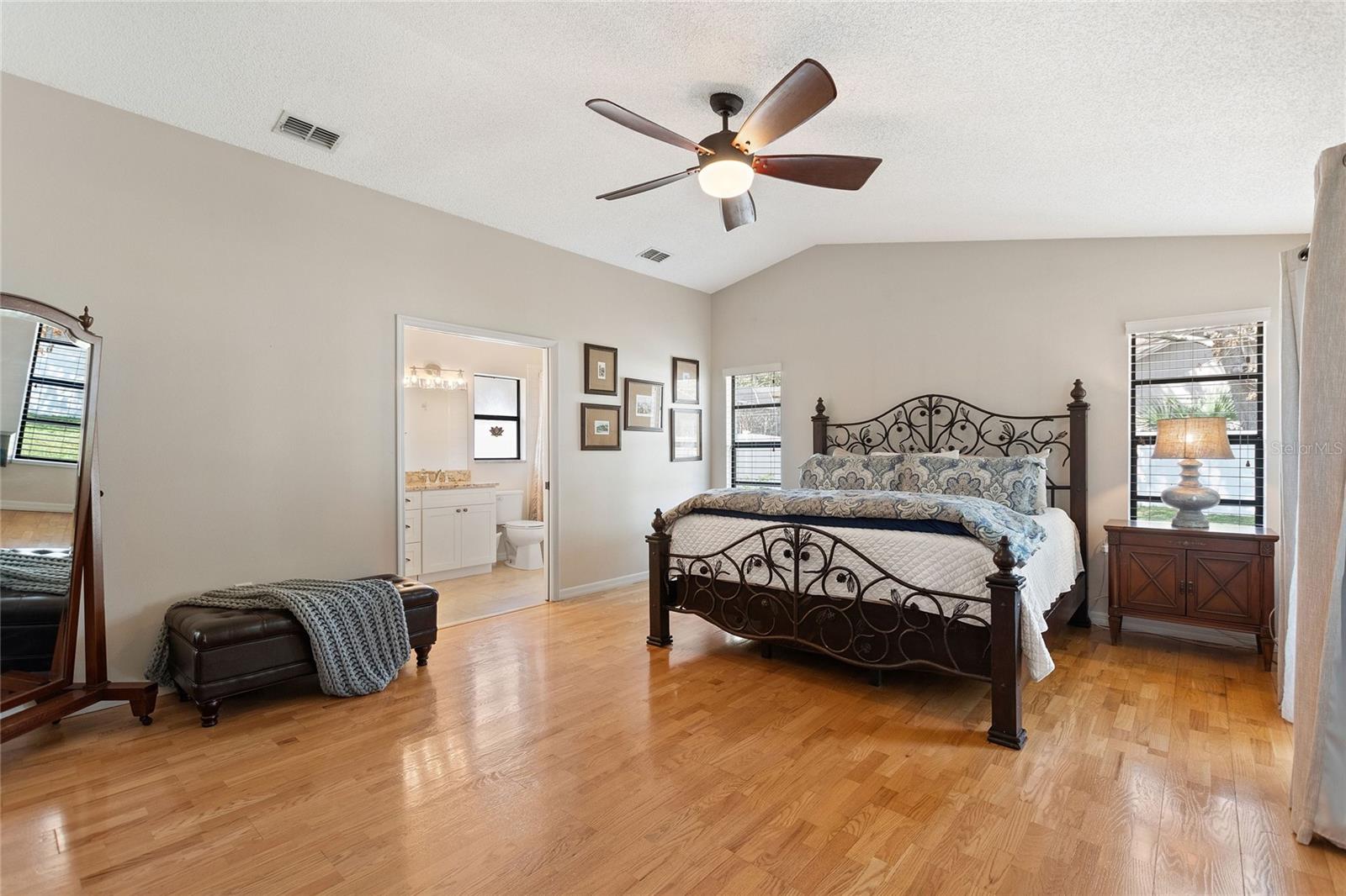 932 YELLOW ROSE DR, ORLANDO, FL, 32818