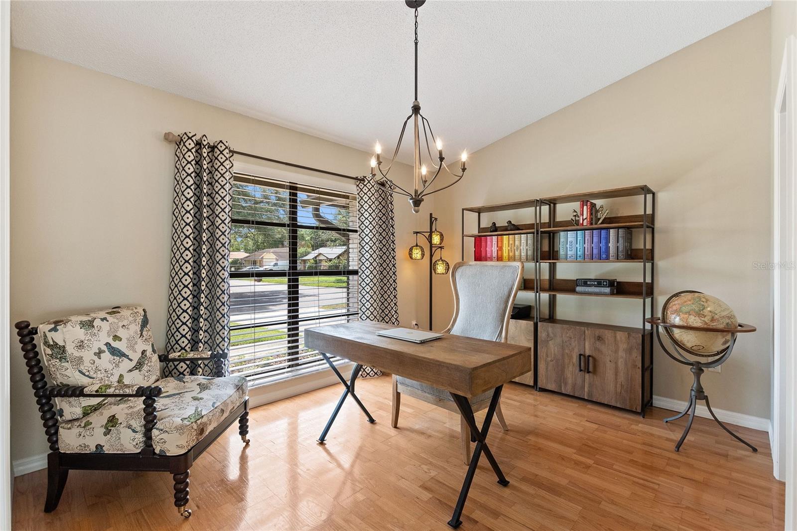 932 YELLOW ROSE DR, ORLANDO, FL, 32818