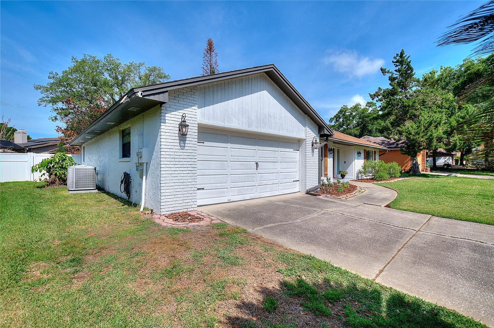 932 YELLOW ROSE DR, ORLANDO, FL, 32818