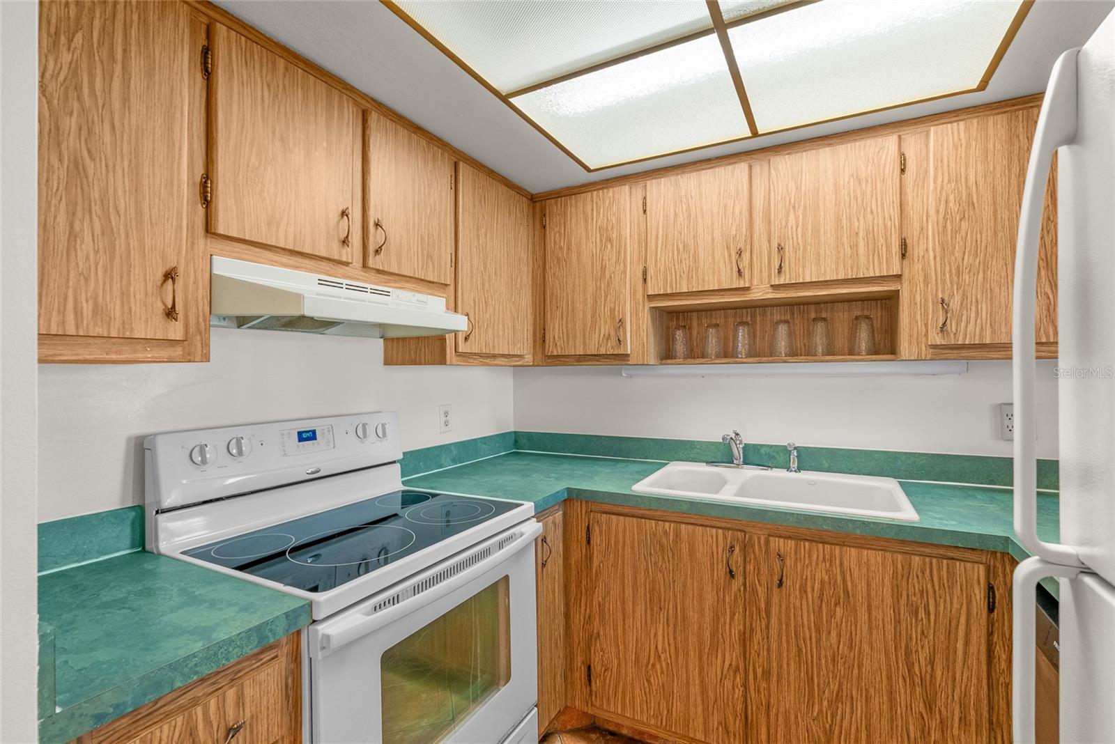 285 107TH AVE #408, TREASURE ISLAND, FL, 33706