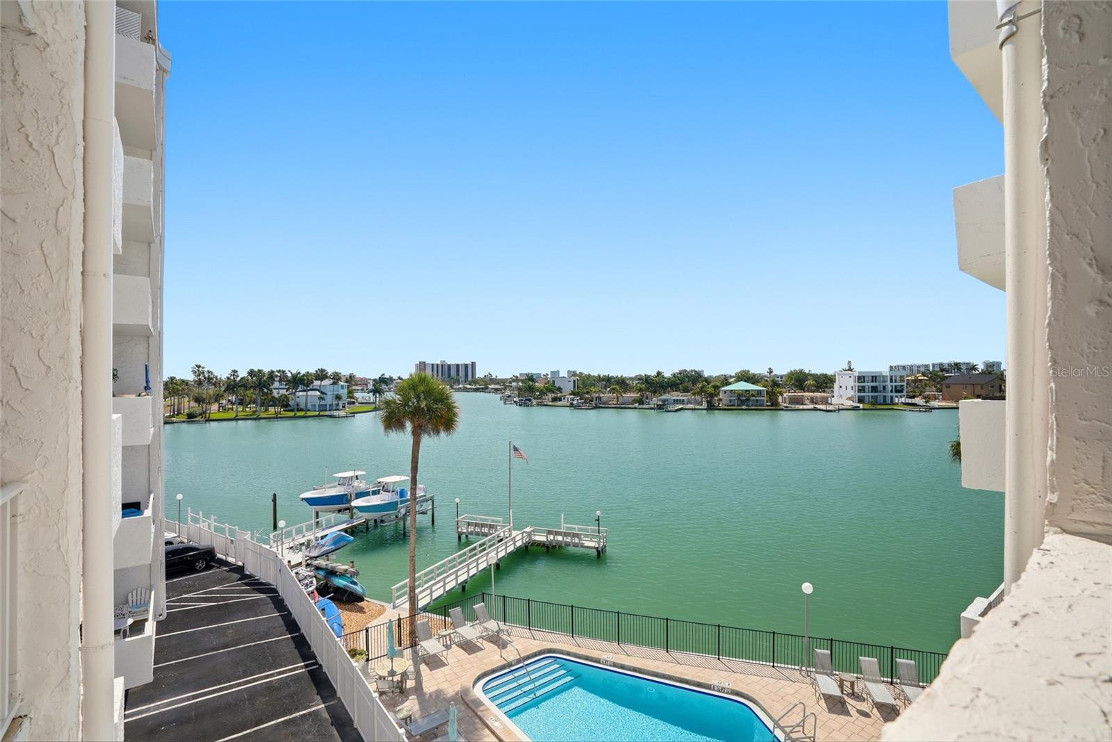 285 107TH AVE #408, TREASURE ISLAND, FL, 33706