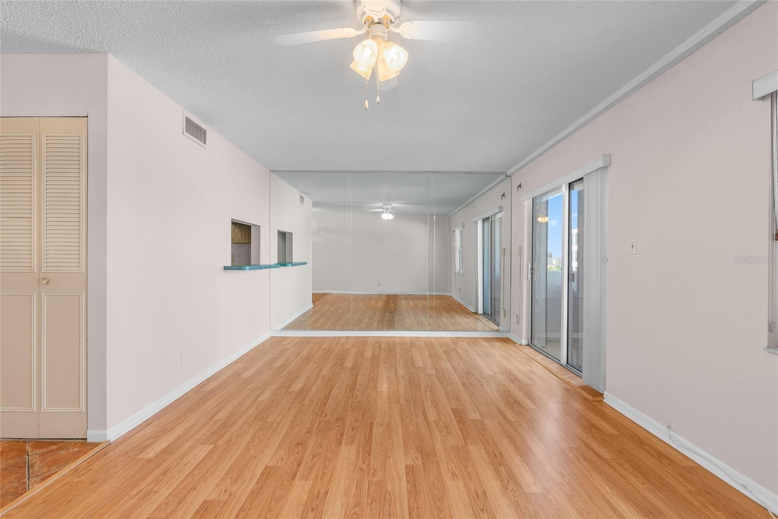 285 107TH AVE #408, TREASURE ISLAND, FL, 33706