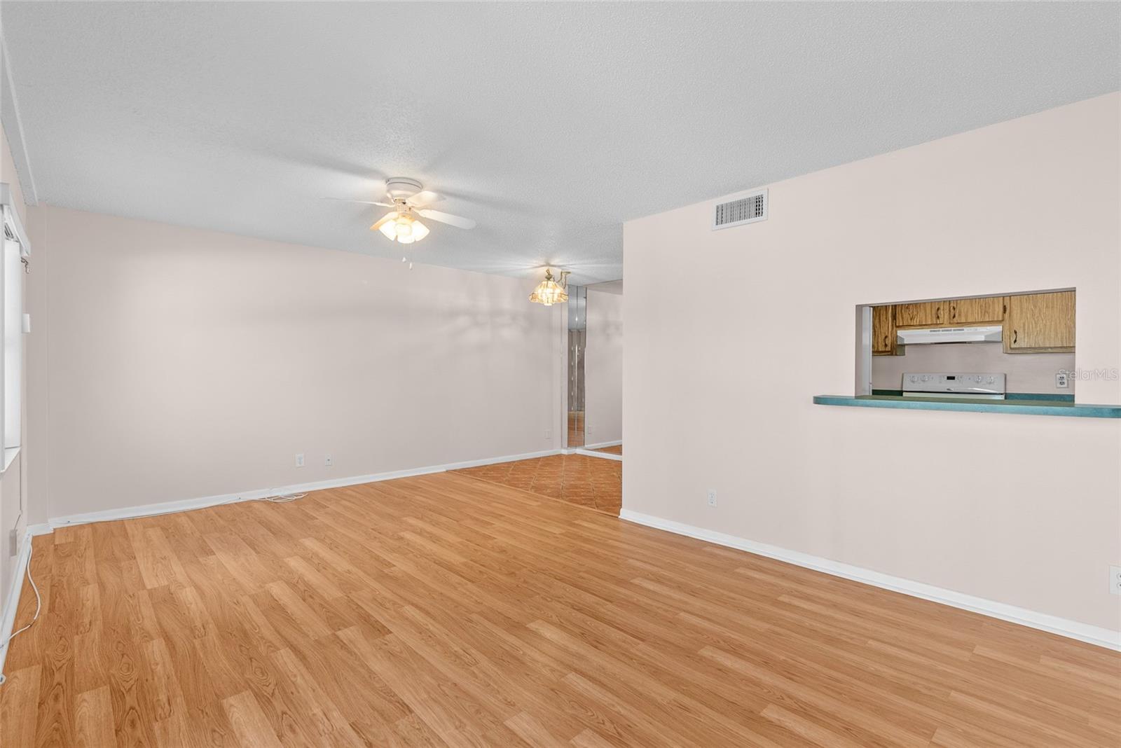 285 107TH AVE #408, TREASURE ISLAND, FL, 33706