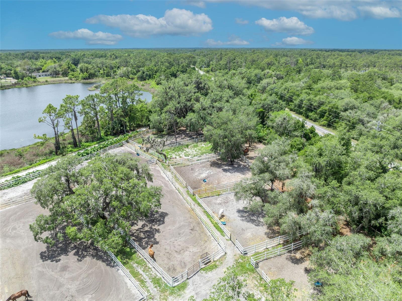 3287 N COUNTY ROAD 426, GENEVA, FL, 32732