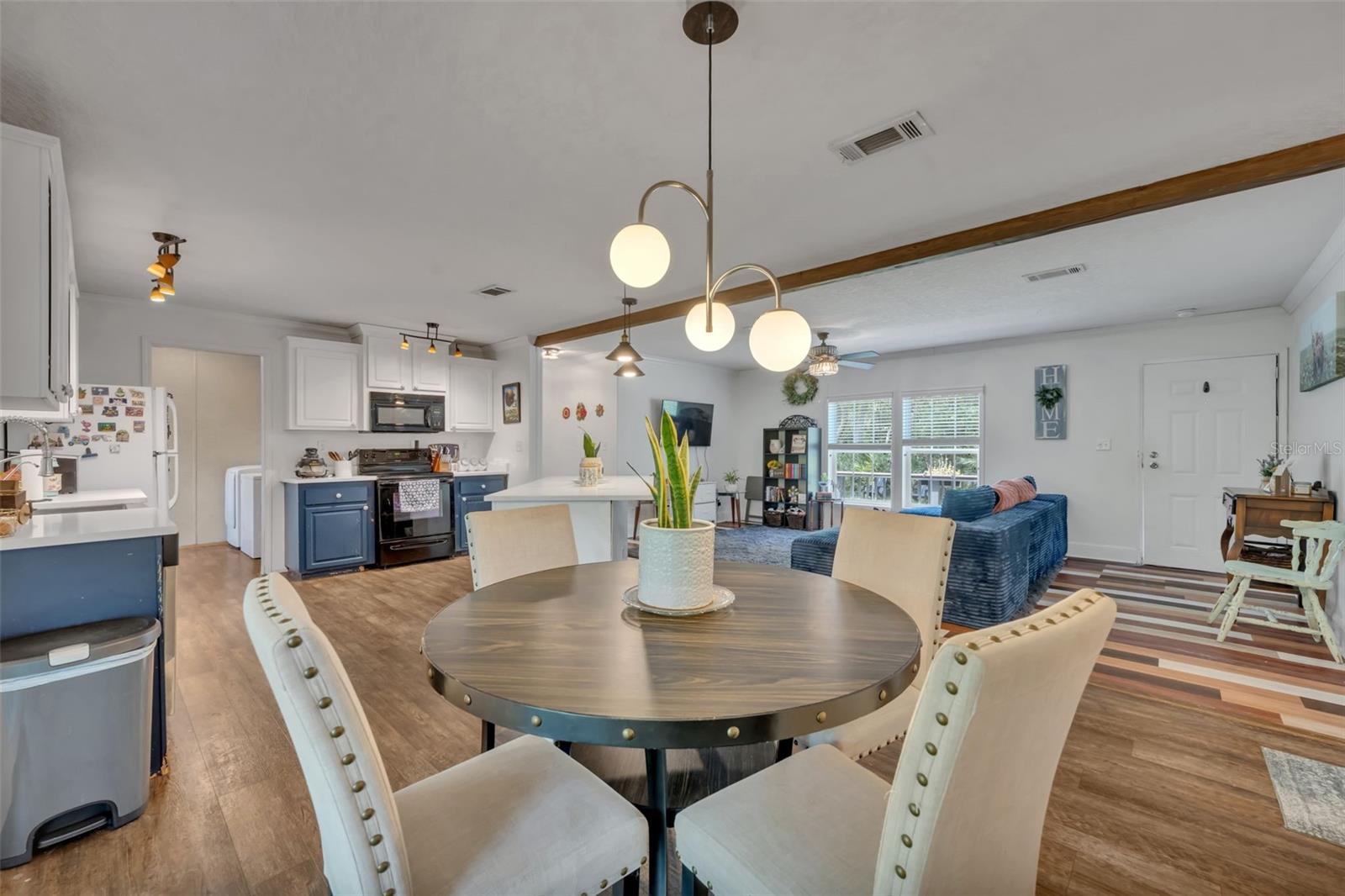 3287 N COUNTY ROAD 426, GENEVA, FL, 32732