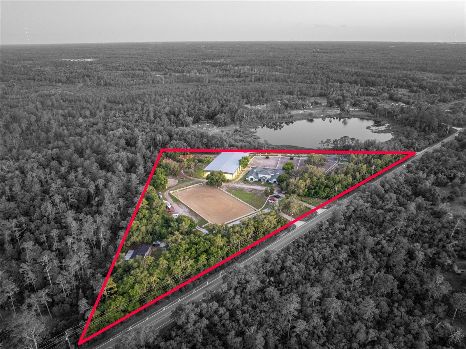 3287 N COUNTY ROAD 426, GENEVA, FL, 32732