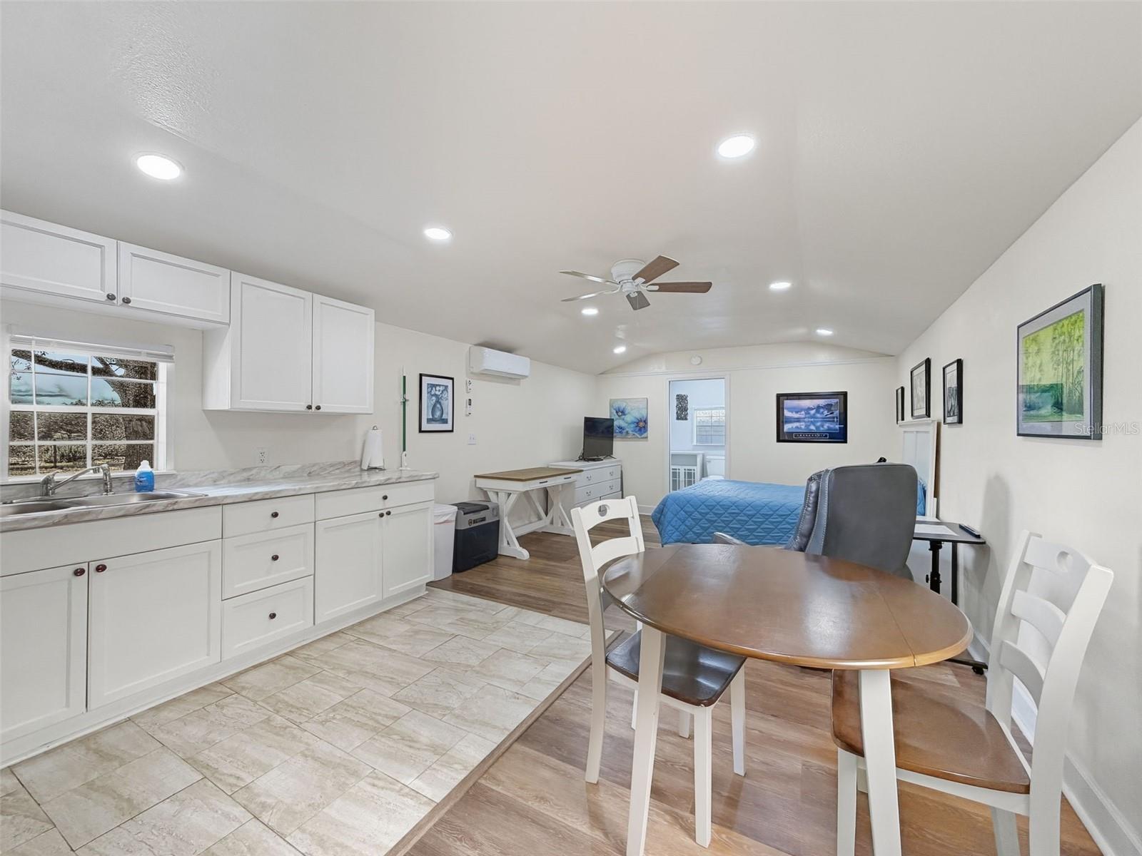 8423 E ZEPHYR WING CT, FLORAL CITY, FL, 34436