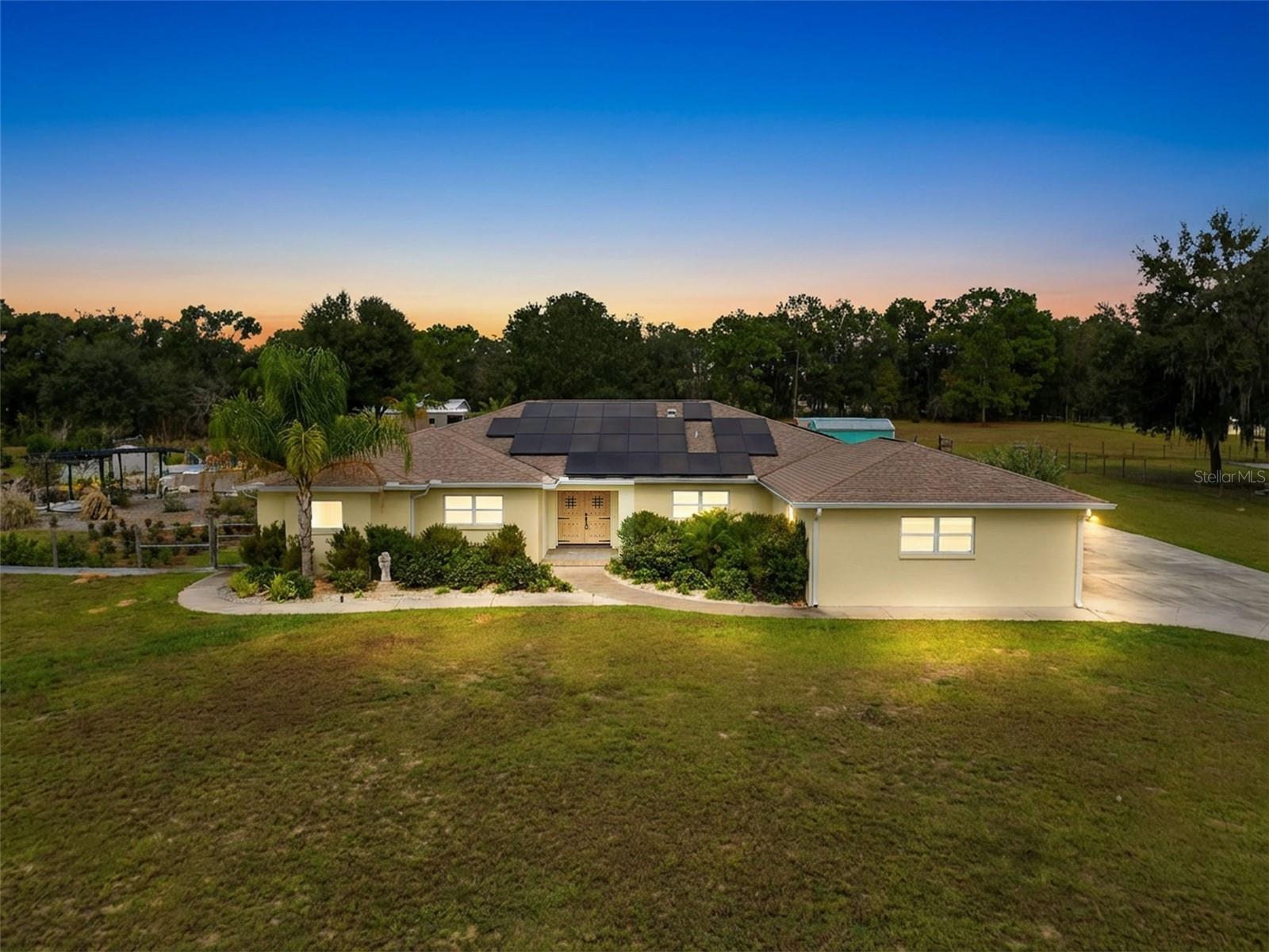8423 E ZEPHYR WING CT, FLORAL CITY, FL, 34436