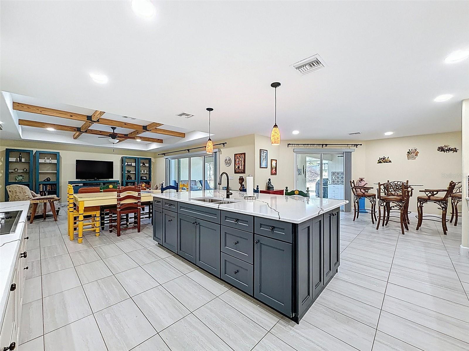 8423 E ZEPHYR WING CT, FLORAL CITY, FL, 34436