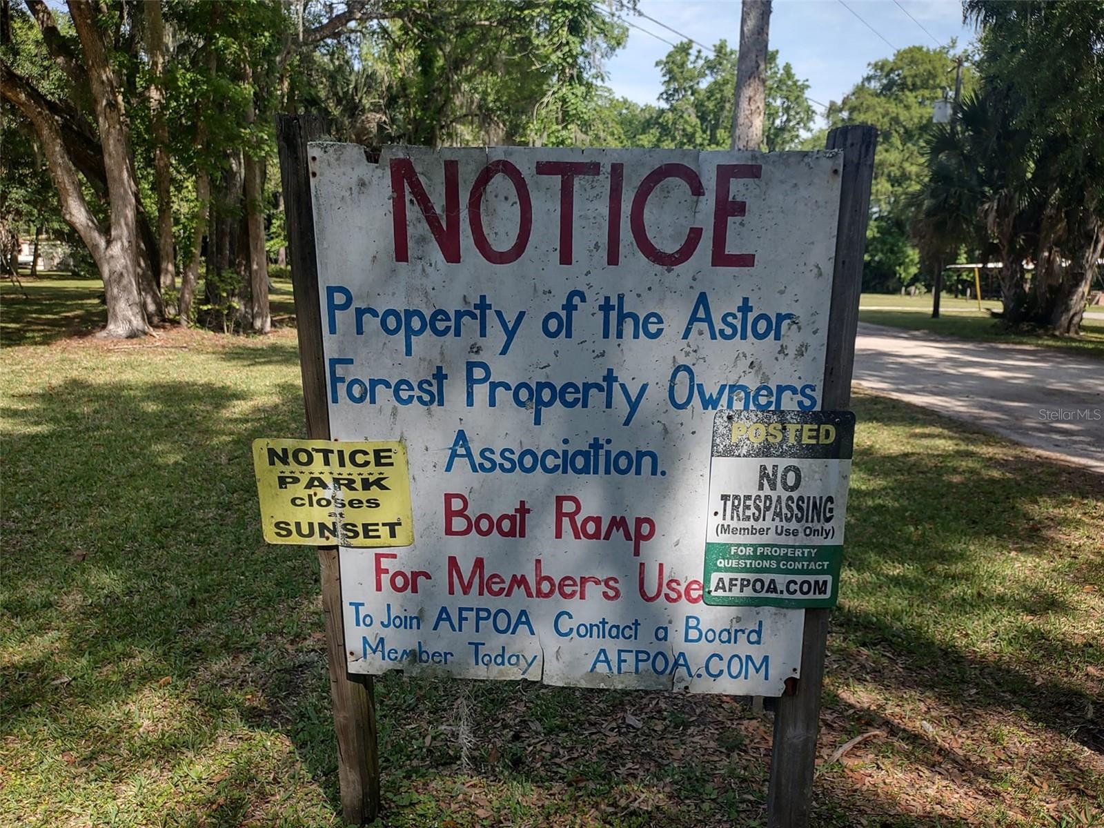 56508 BLUE CREEK RD, ASTOR, FL, 32102