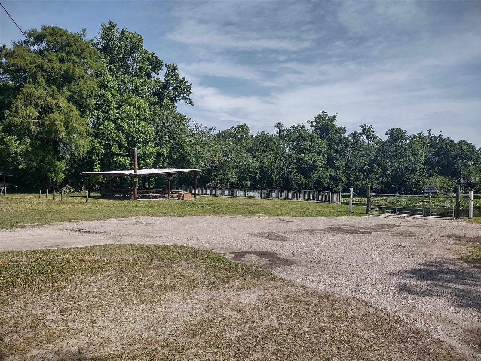 56508 BLUE CREEK RD, ASTOR, FL, 32102