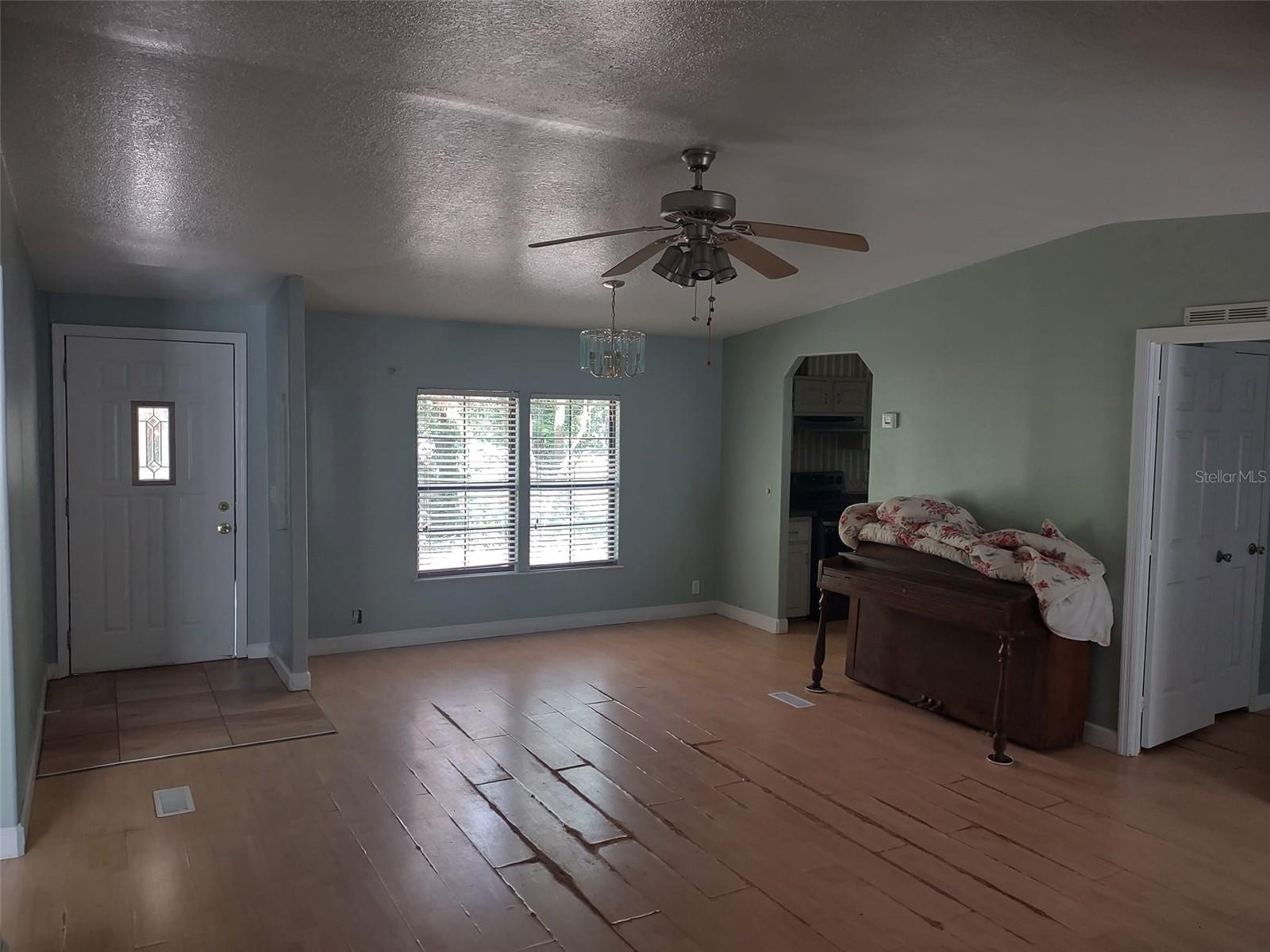 56508 BLUE CREEK RD, ASTOR, FL, 32102