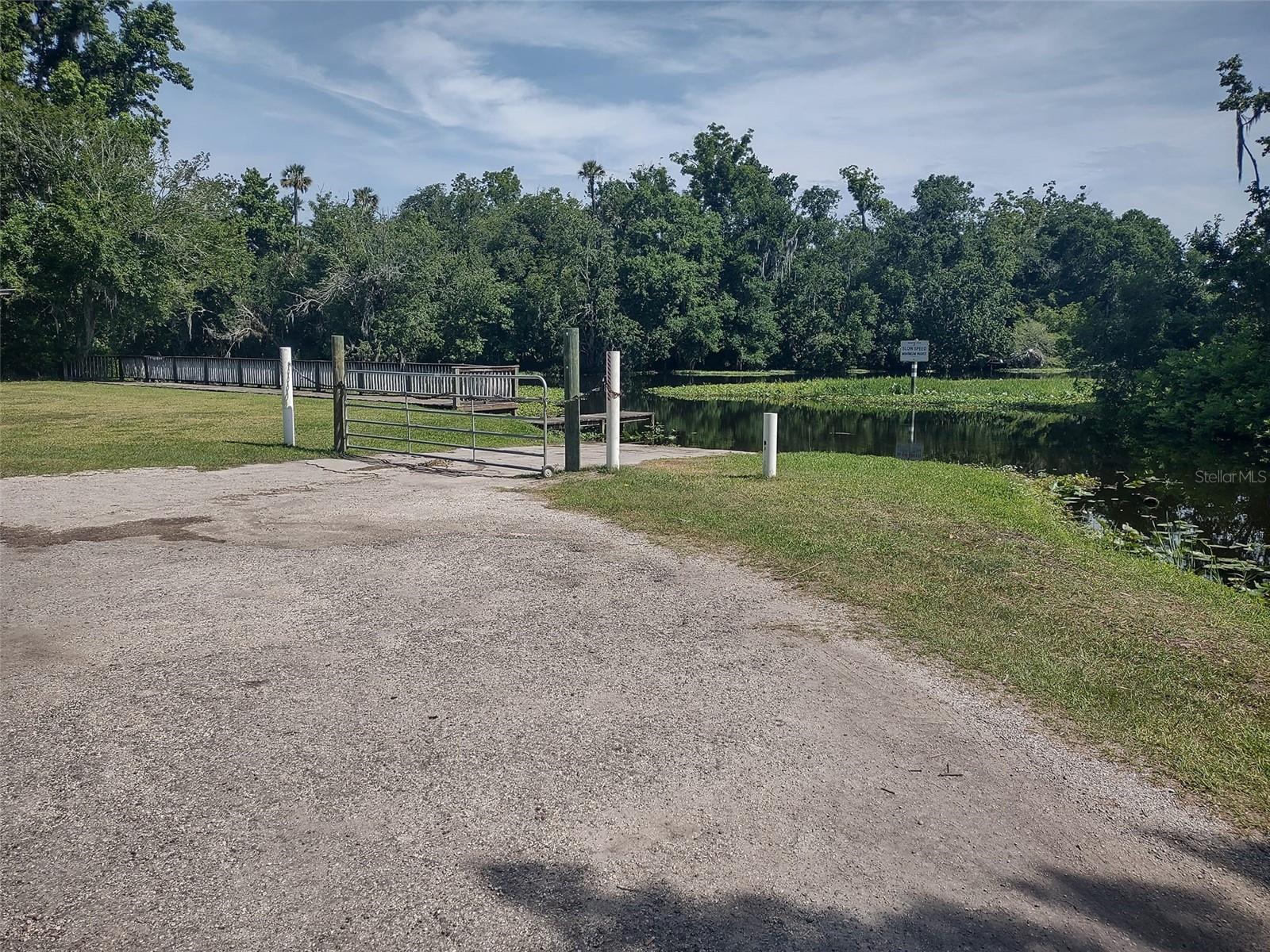 56508 BLUE CREEK RD, ASTOR, FL, 32102