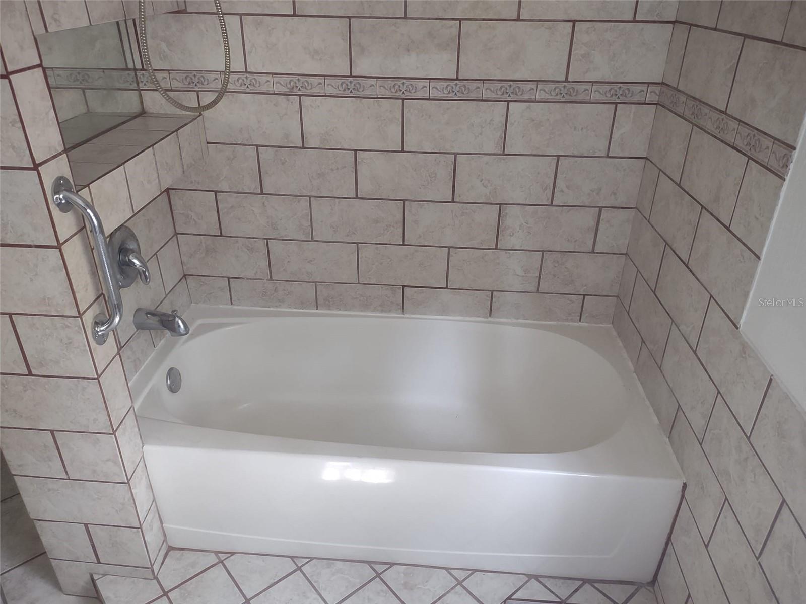 56508 BLUE CREEK RD, ASTOR, FL, 32102