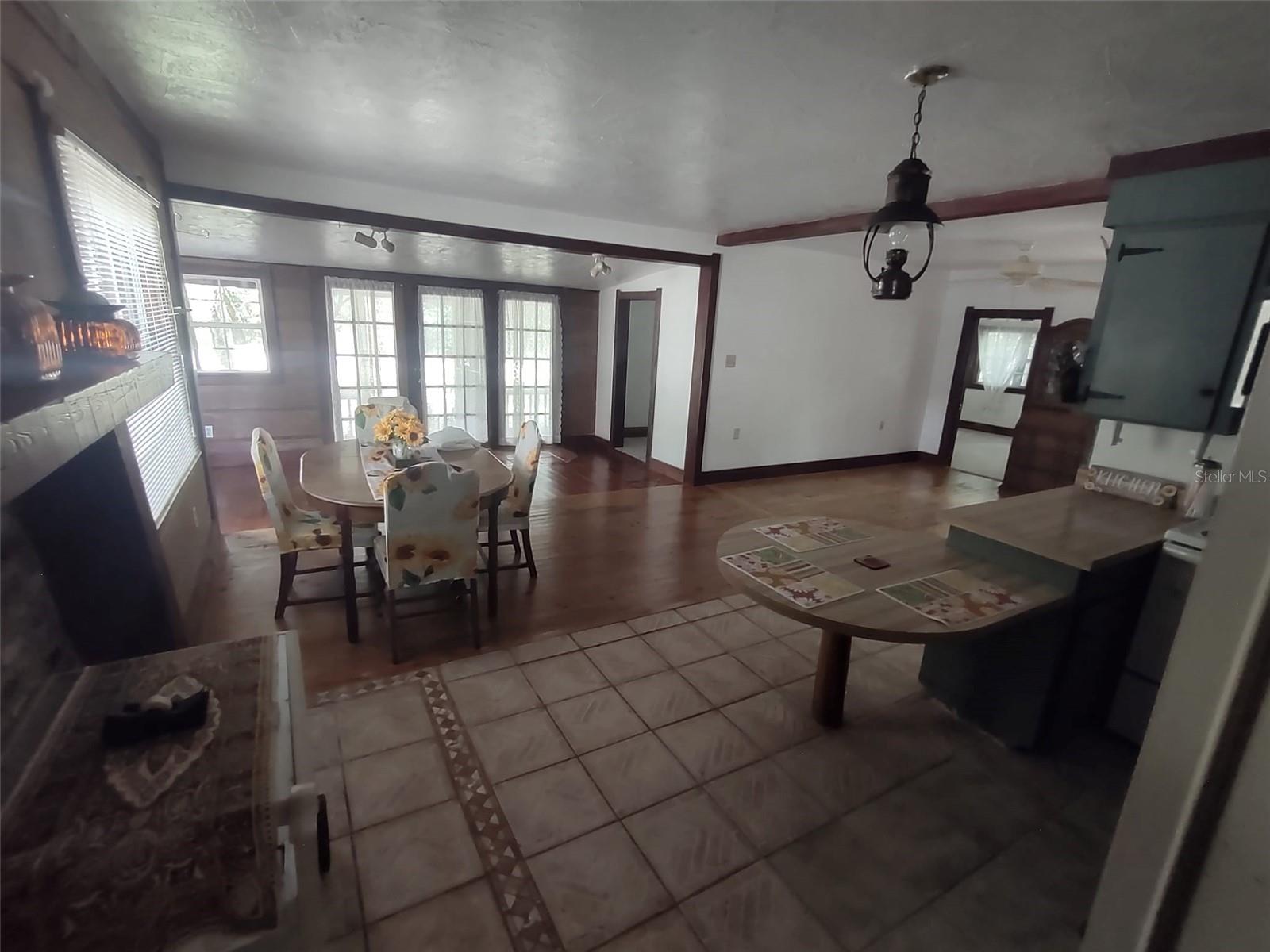 56508 BLUE CREEK RD, ASTOR, FL, 32102