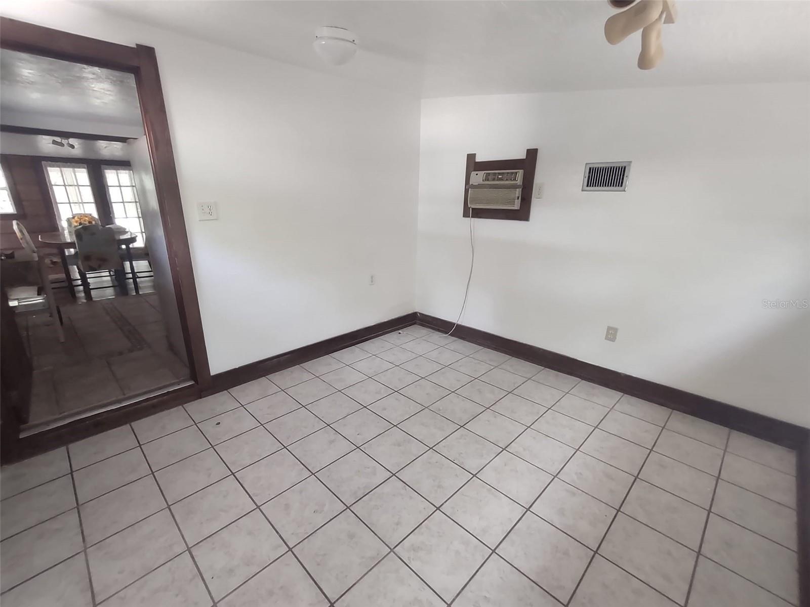 56508 BLUE CREEK RD, ASTOR, FL, 32102