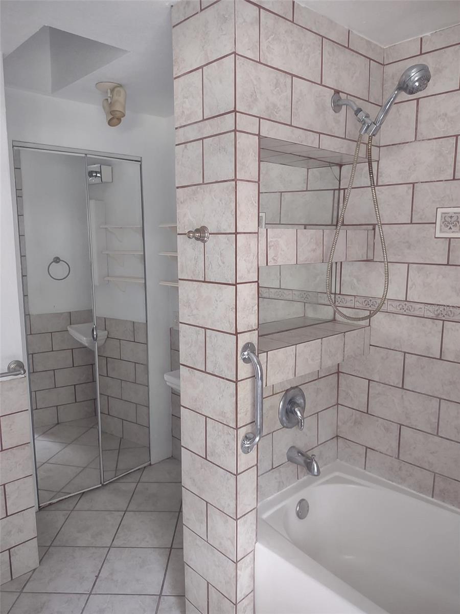 56508 BLUE CREEK RD, ASTOR, FL, 32102