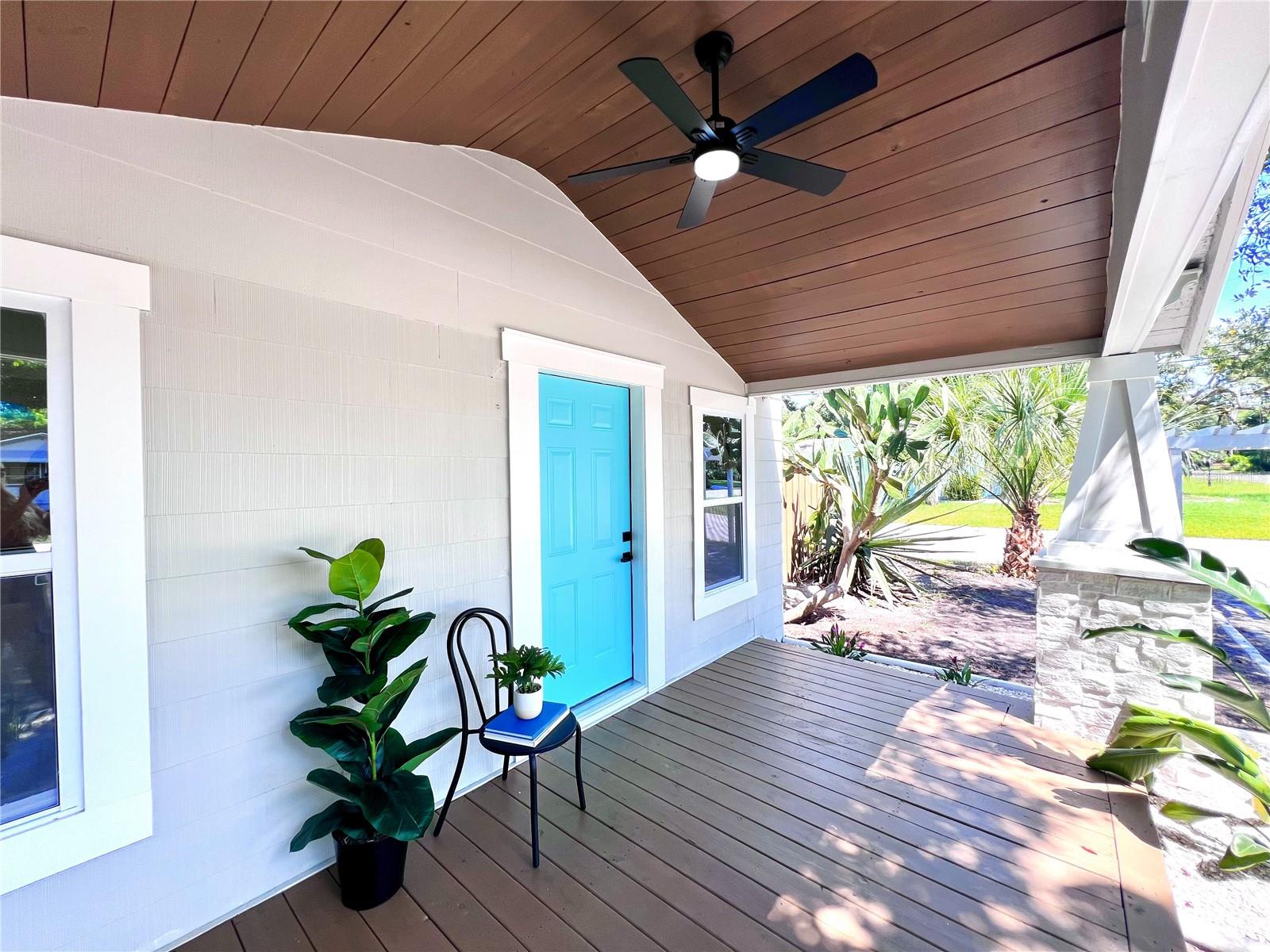 2427 32ND AVE N, ST PETERSBURG, FL, 33713