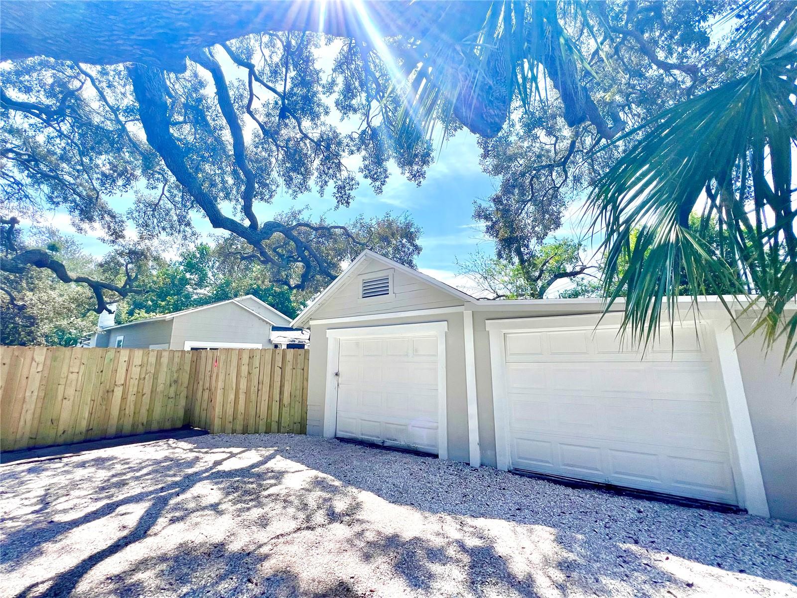 2427 32ND AVE N, ST PETERSBURG, FL, 33713